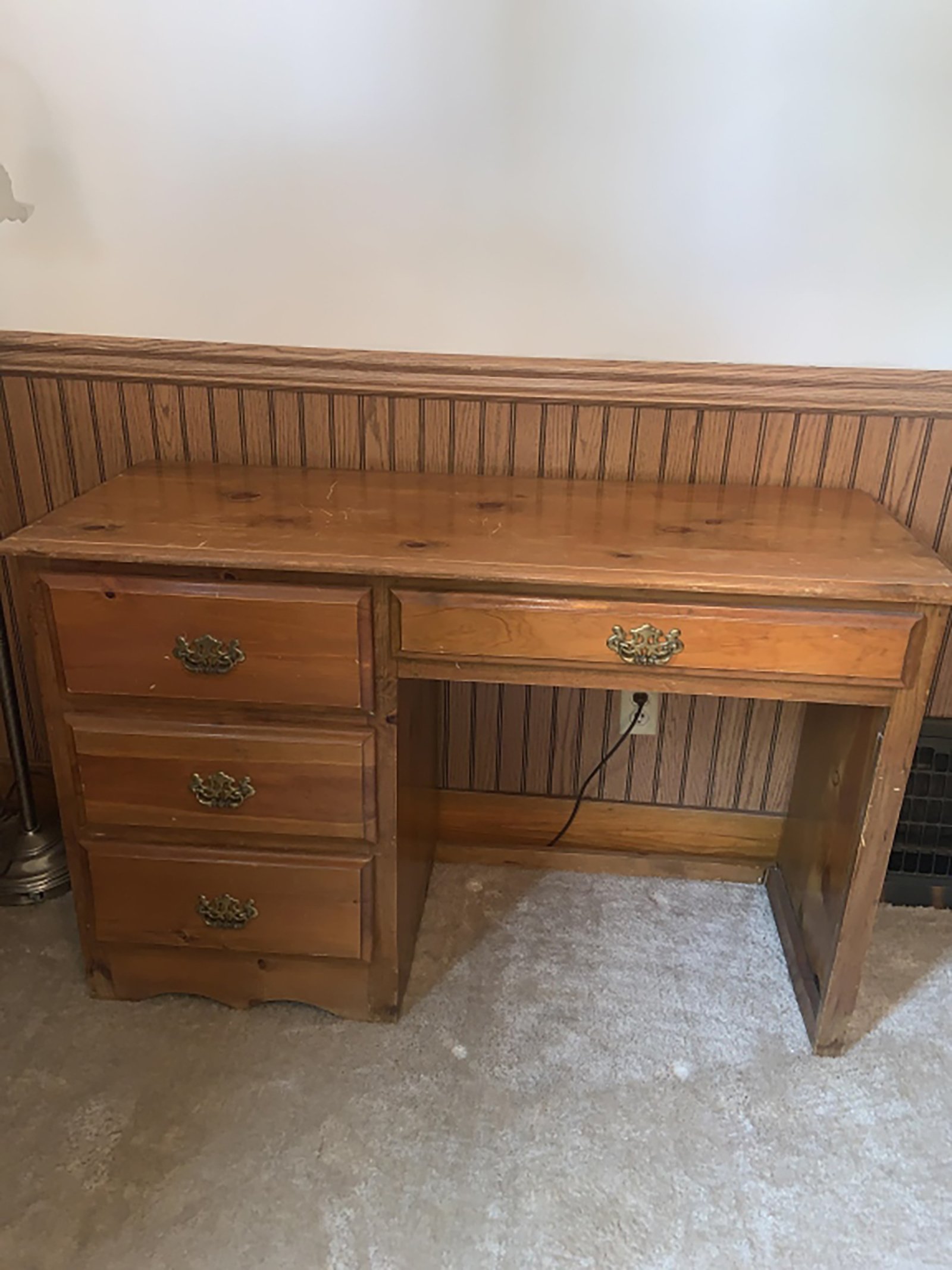 Property photo 3 - TIMED ONLINE ONLY PERSONAL PROPERTY AUCTION IN ALLEN COUNTY, INDIANA