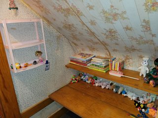 Property photo 123 - TIMED ONLINE ONLY PERSONAL PROPERTY AUCTION IN ALLEN COUNTY, INDIANA