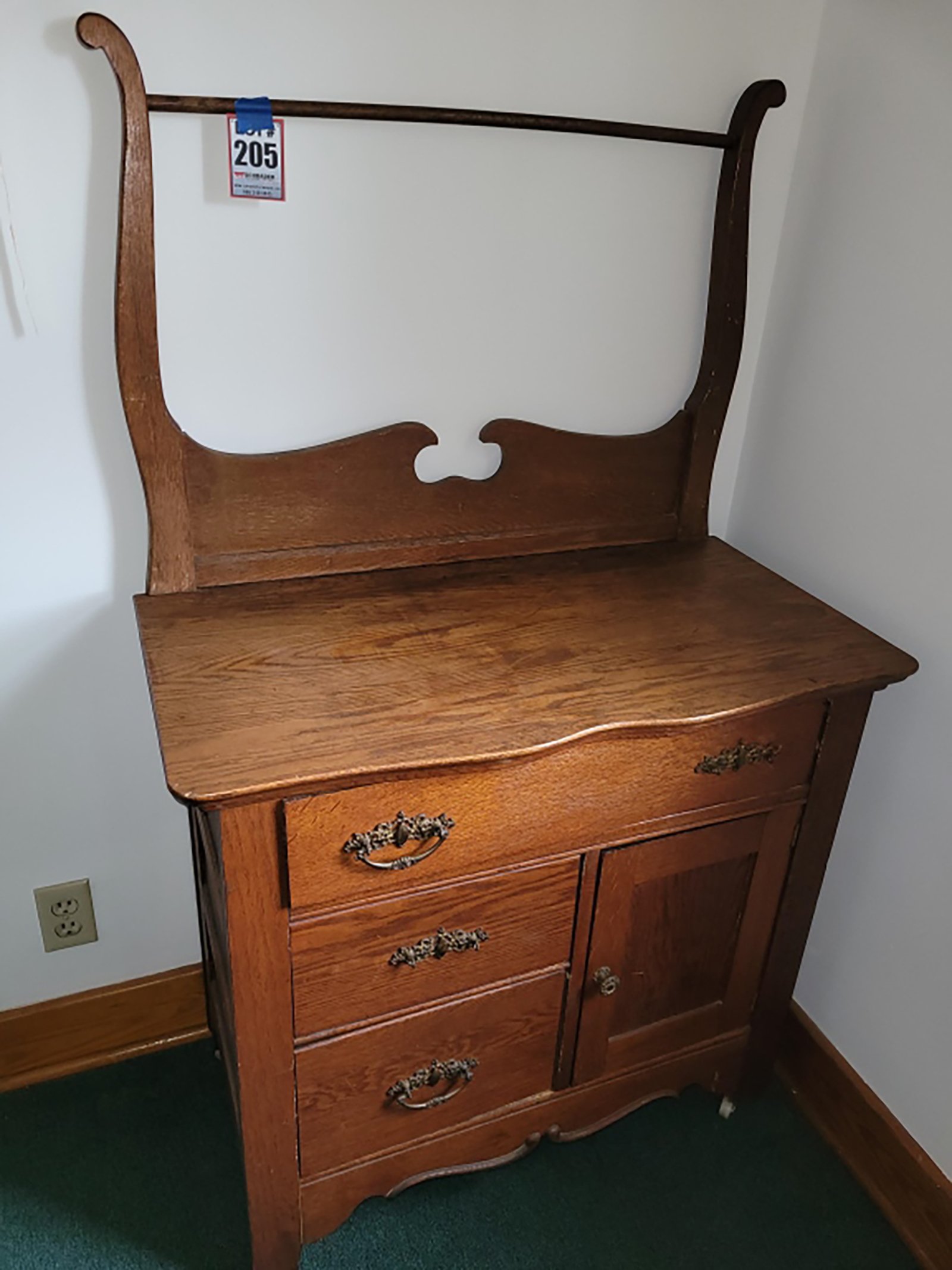 Property photo 160 - TIMED ONLINE ONLY PERSONAL PROPERTY AUCTION IN ALLEN COUNTY, INDIANA