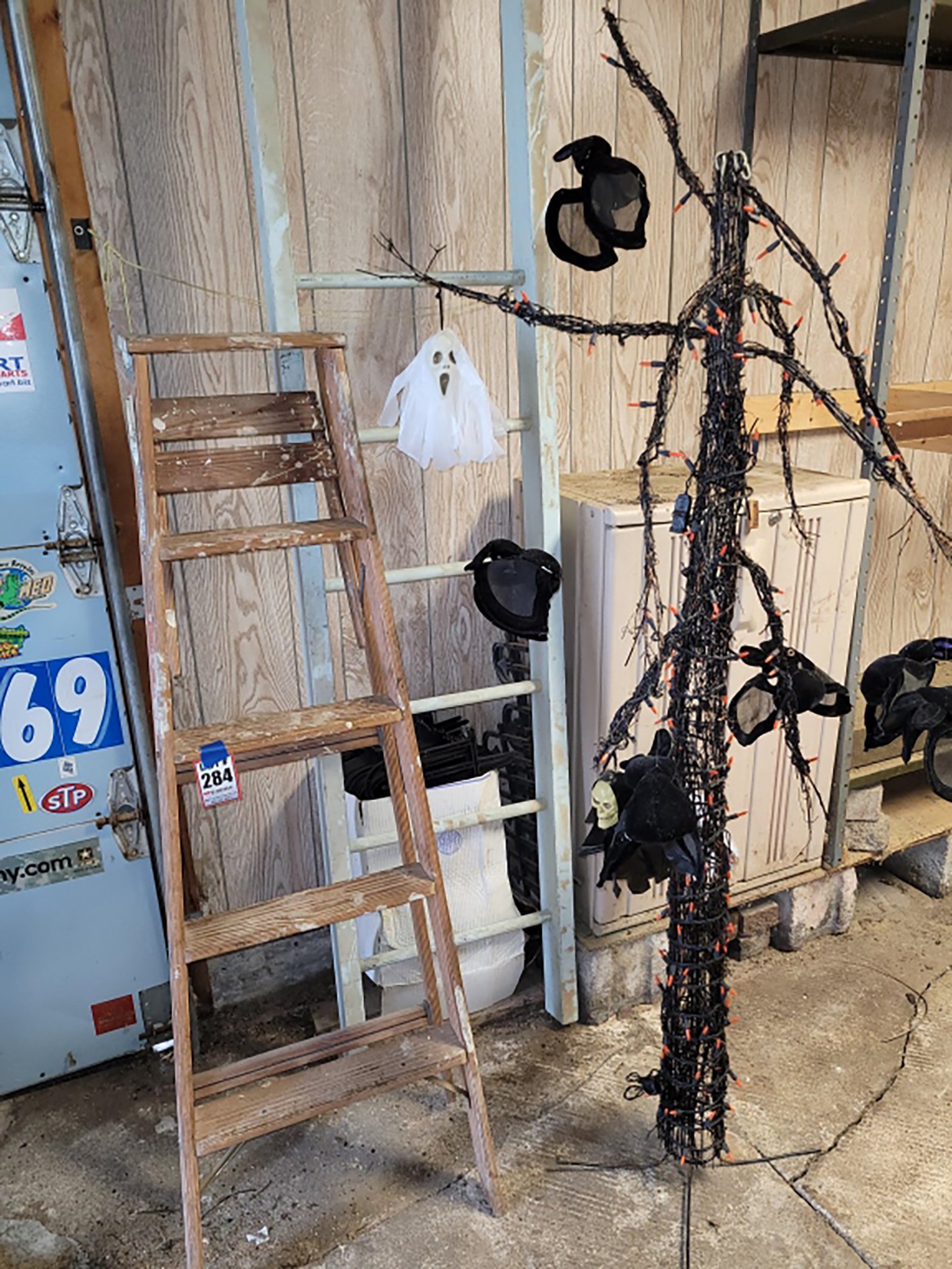 Property photo 281 - TIMED ONLINE ONLY PERSONAL PROPERTY AUCTION IN ALLEN COUNTY, INDIANA
