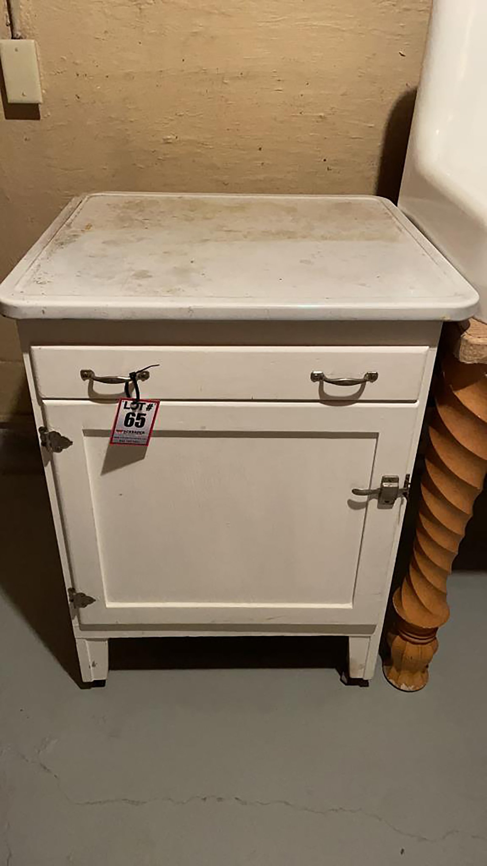 Property photo 194 - TIMED ONLINE ONLY PERSONAL PROPERTY AUCTION IN ALLEN COUNTY, INDIANA