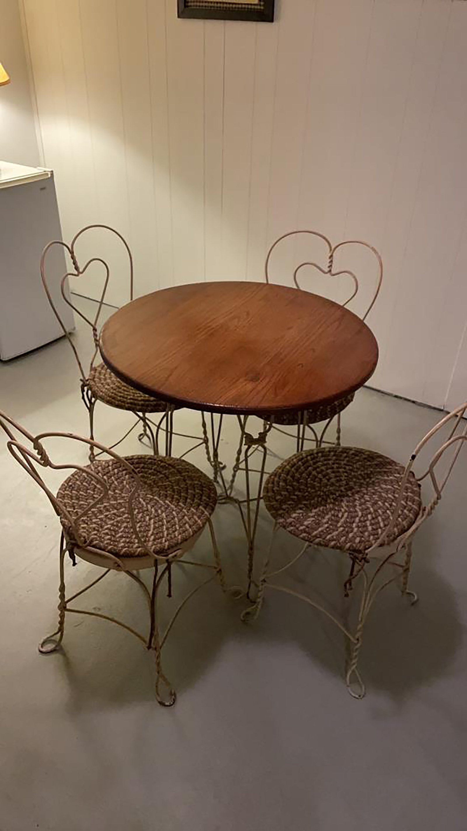 Property photo 197 - TIMED ONLINE ONLY PERSONAL PROPERTY AUCTION IN ALLEN COUNTY, INDIANA