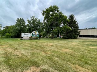 Property photo 20 - ESTABLISHED RETAILER WATER SPORTS AUCTION - 75+/- ACRES OFFERED IN 6 TRACTS IN KOSCIUSKO COUNTY, INDIANA