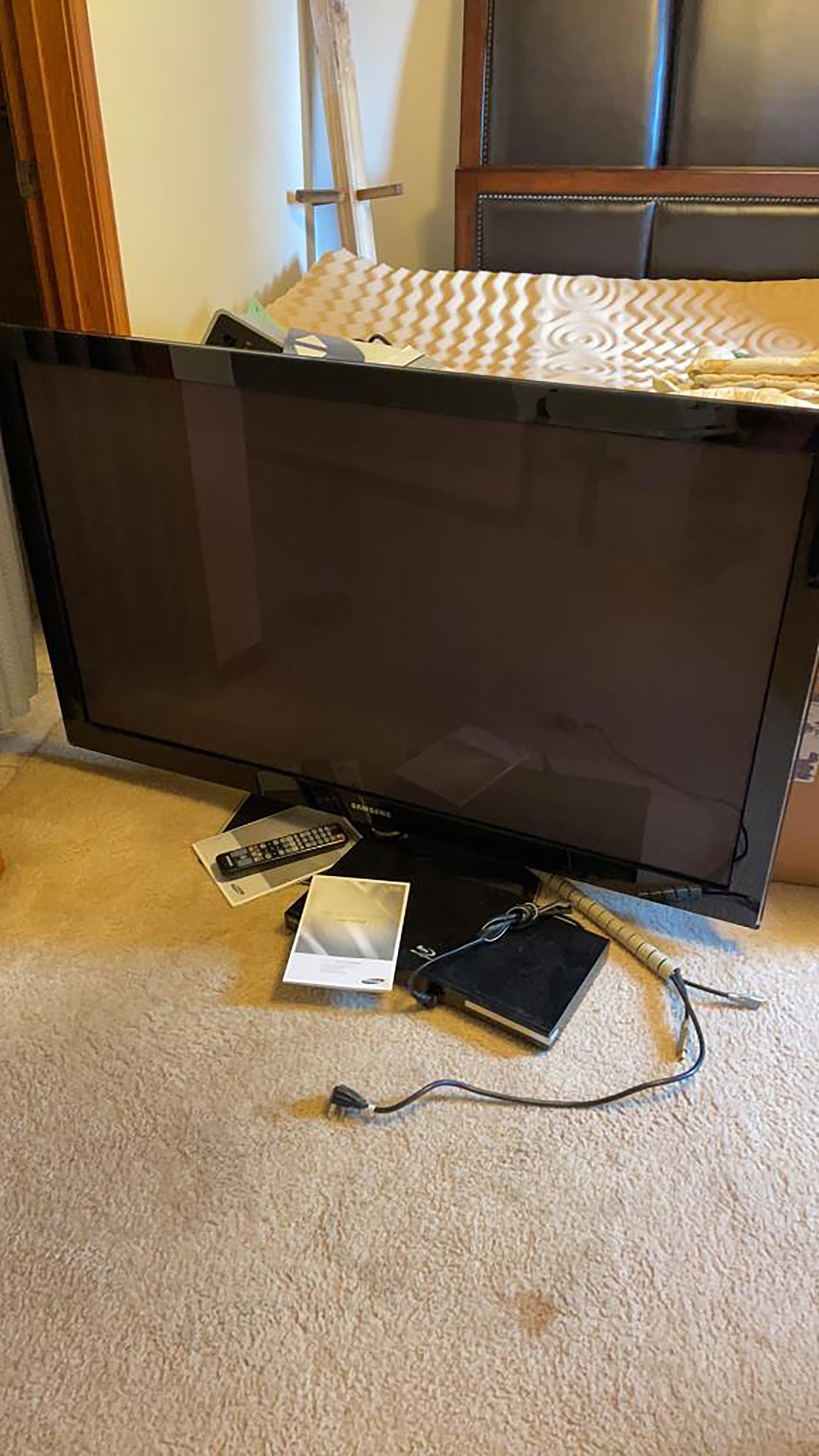 Property photo 369 - TIMED ONLINE ONLY PERSONAL PROPERTY AUCTION IN ALLEN COUNTY, INDIANA