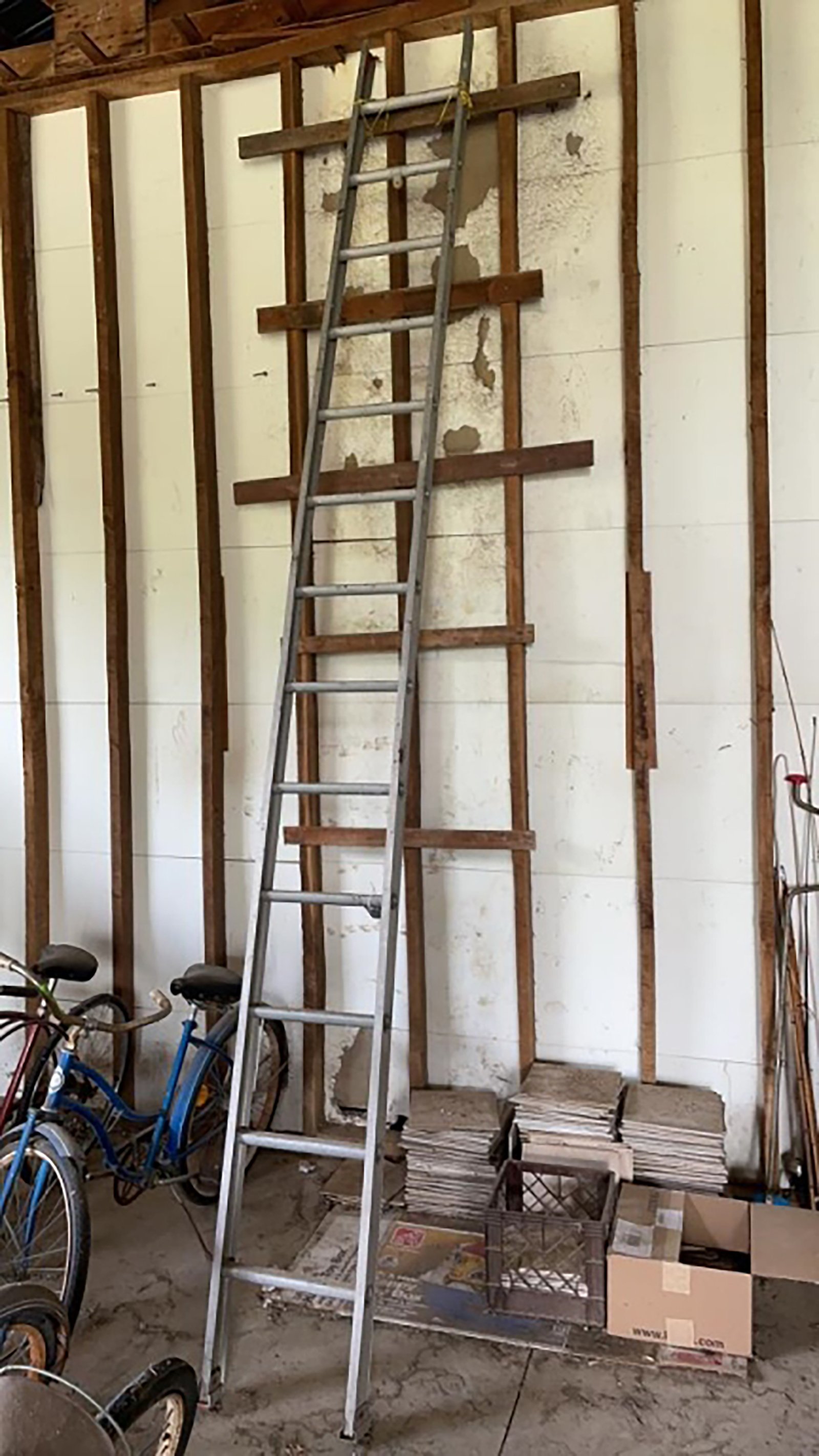 Property photo 60 - TIMED ONLINE ONLY PERSONAL PROPERTY AUCTION IN HILLSDALE COUNTY, MICHIGAN