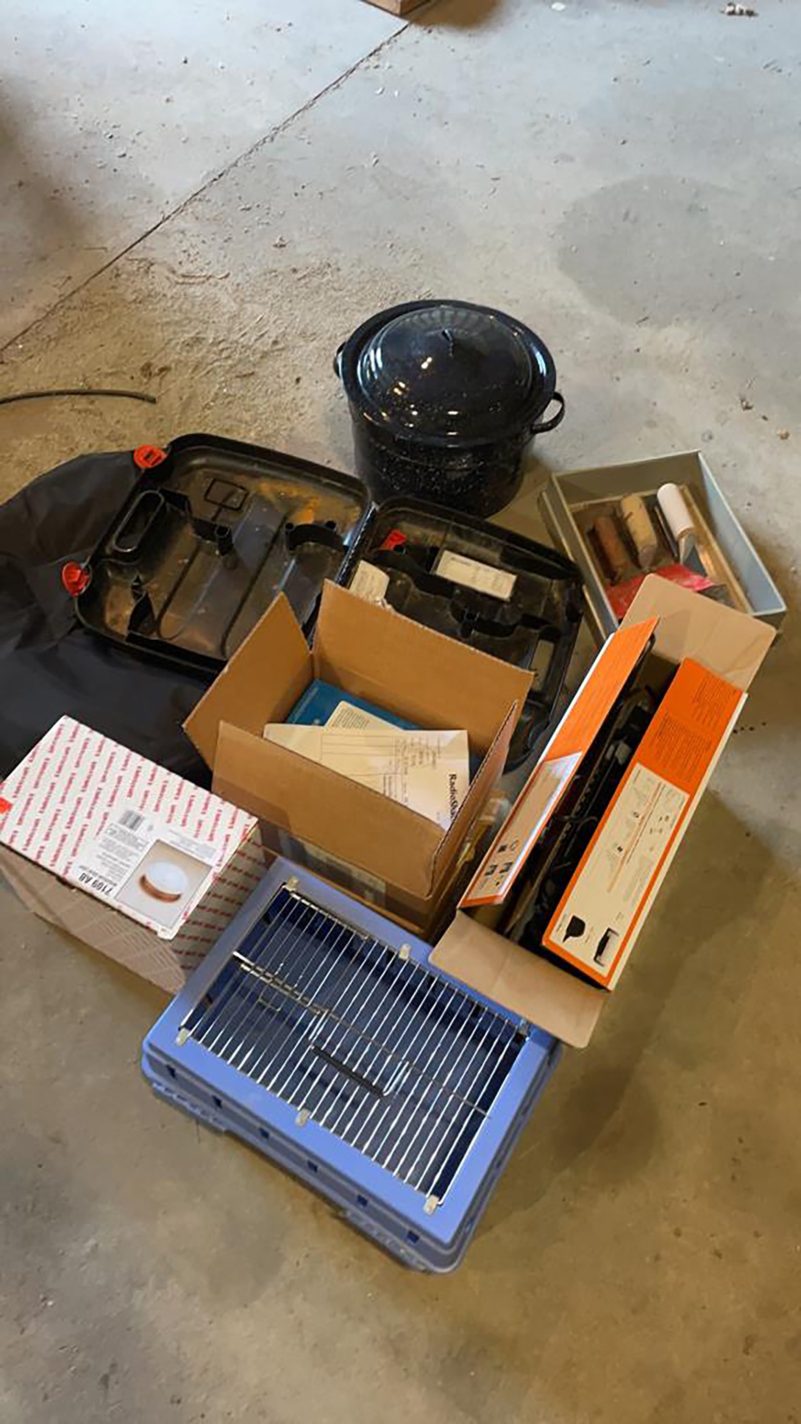 Property photo 144 - TIMED ONLINE ONLY PERSONAL PROPERTY AUCTION IN HILLSDALE COUNTY, MICHIGAN