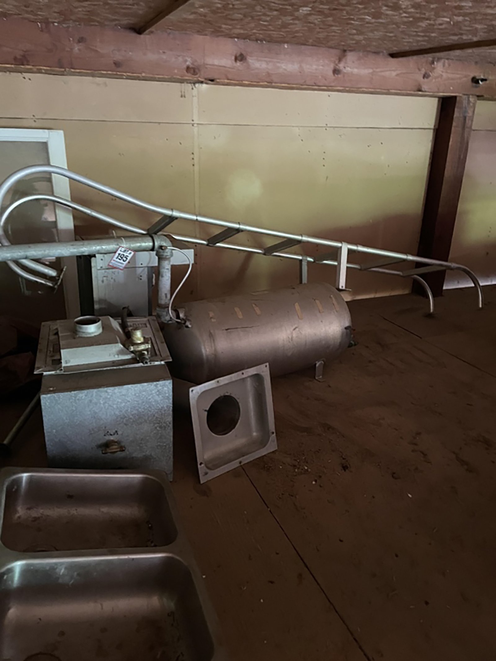 Property photo 174 - TIMED ONLINE ONLY PERSONAL PROPERTY AUCTION IN HILLSDALE COUNTY, MICHIGAN
