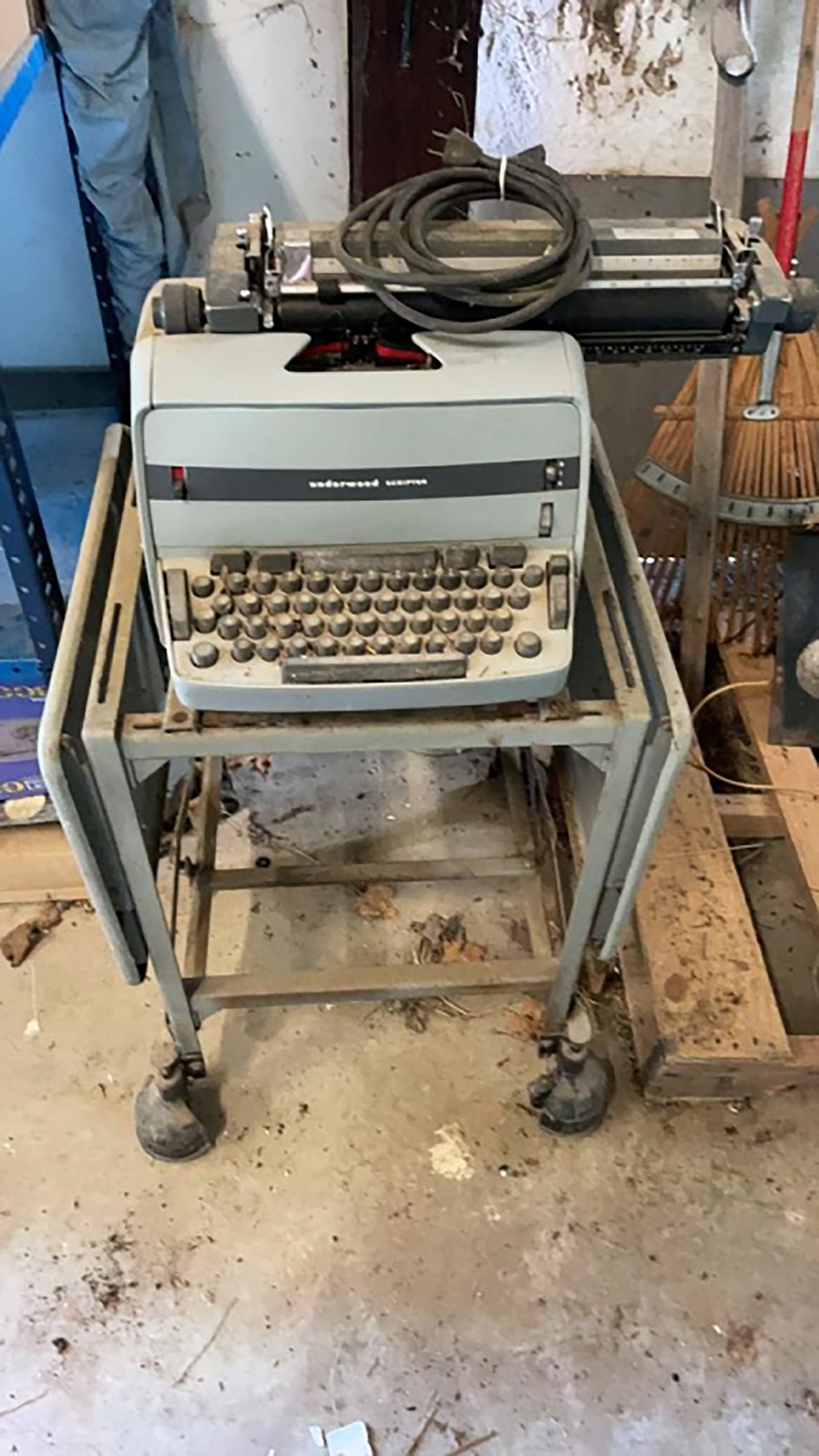 Property photo 193 - TIMED ONLINE ONLY PERSONAL PROPERTY AUCTION IN HILLSDALE COUNTY, MICHIGAN