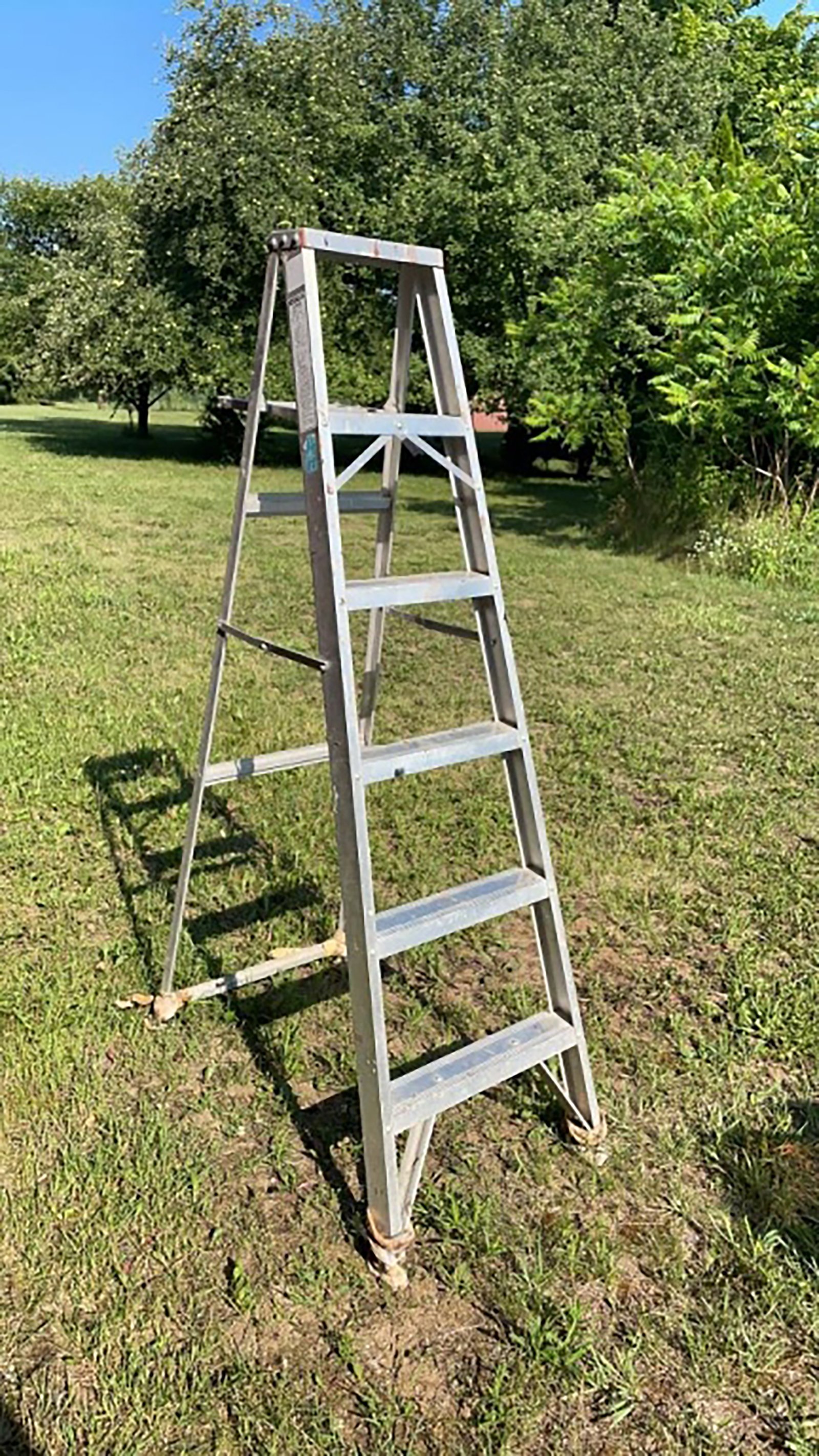 Property photo 198 - TIMED ONLINE ONLY PERSONAL PROPERTY AUCTION IN HILLSDALE COUNTY, MICHIGAN