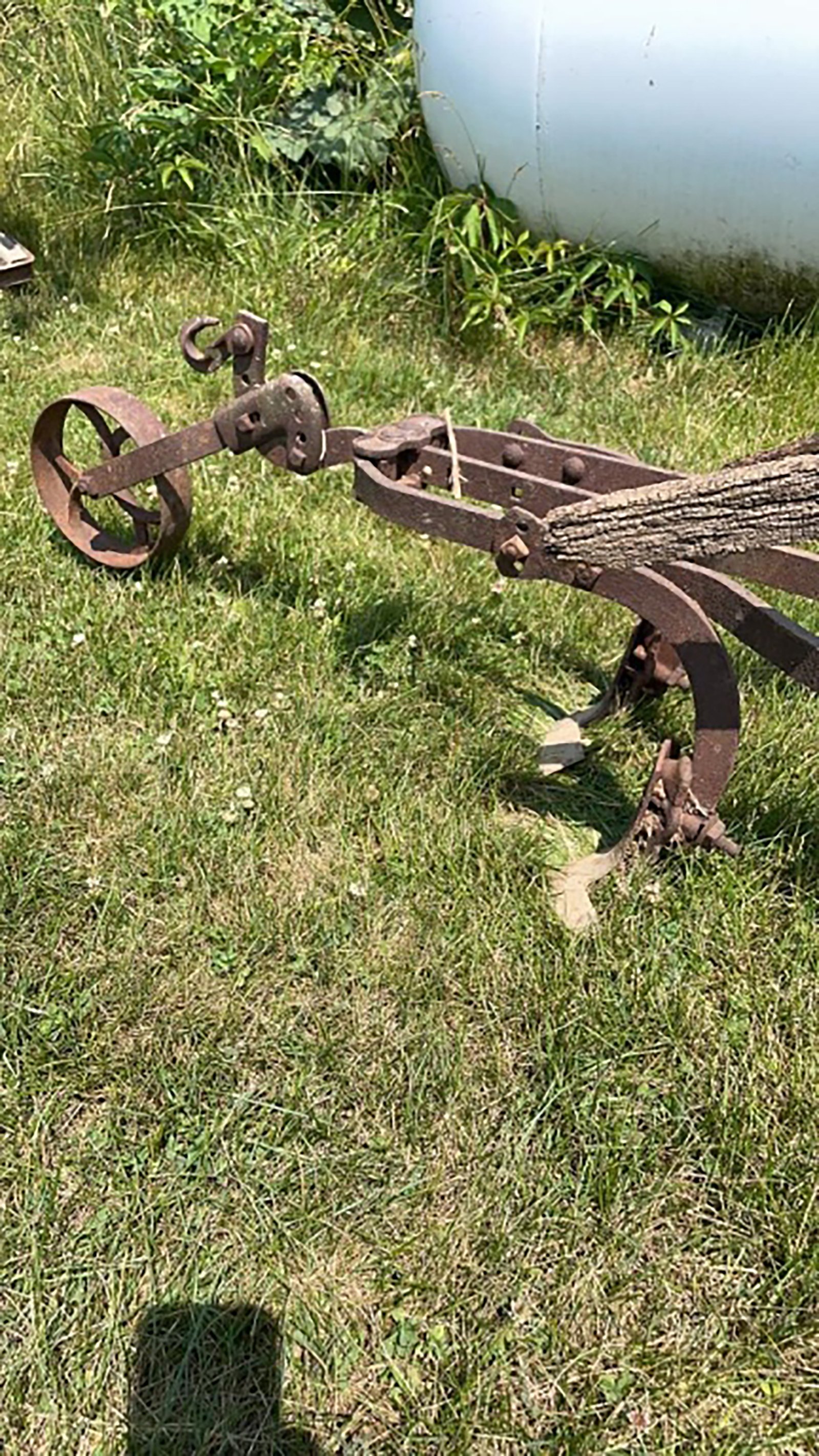 Property photo 219 - TIMED ONLINE ONLY PERSONAL PROPERTY AUCTION IN HILLSDALE COUNTY, MICHIGAN