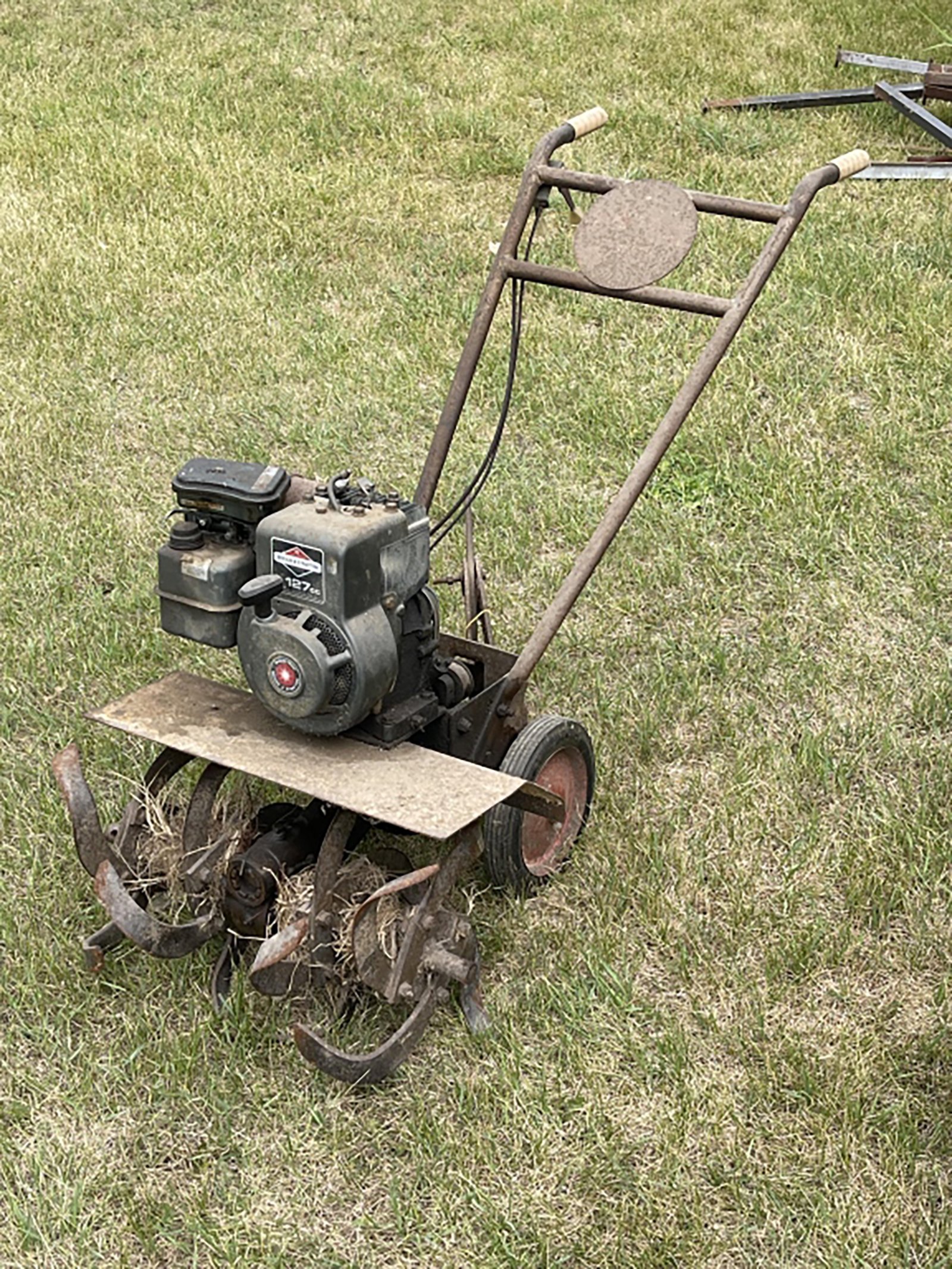 Property photo 95 - TIMED ONLINE ONLY PERSONAL PROPERTY AUCTION IN HILLSDALE COUNTY, MICHIGAN