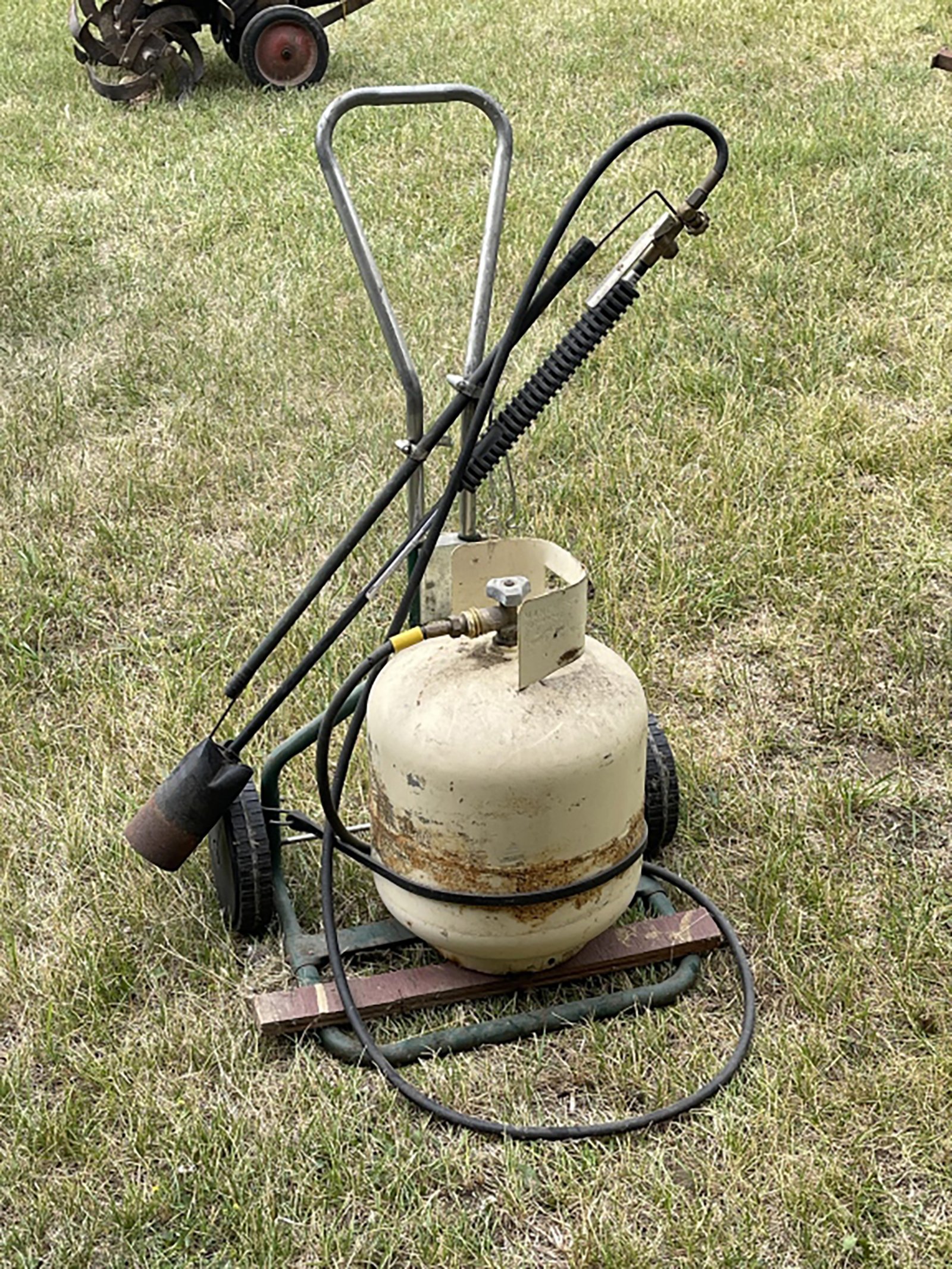 Property photo 97 - TIMED ONLINE ONLY PERSONAL PROPERTY AUCTION IN HILLSDALE COUNTY, MICHIGAN