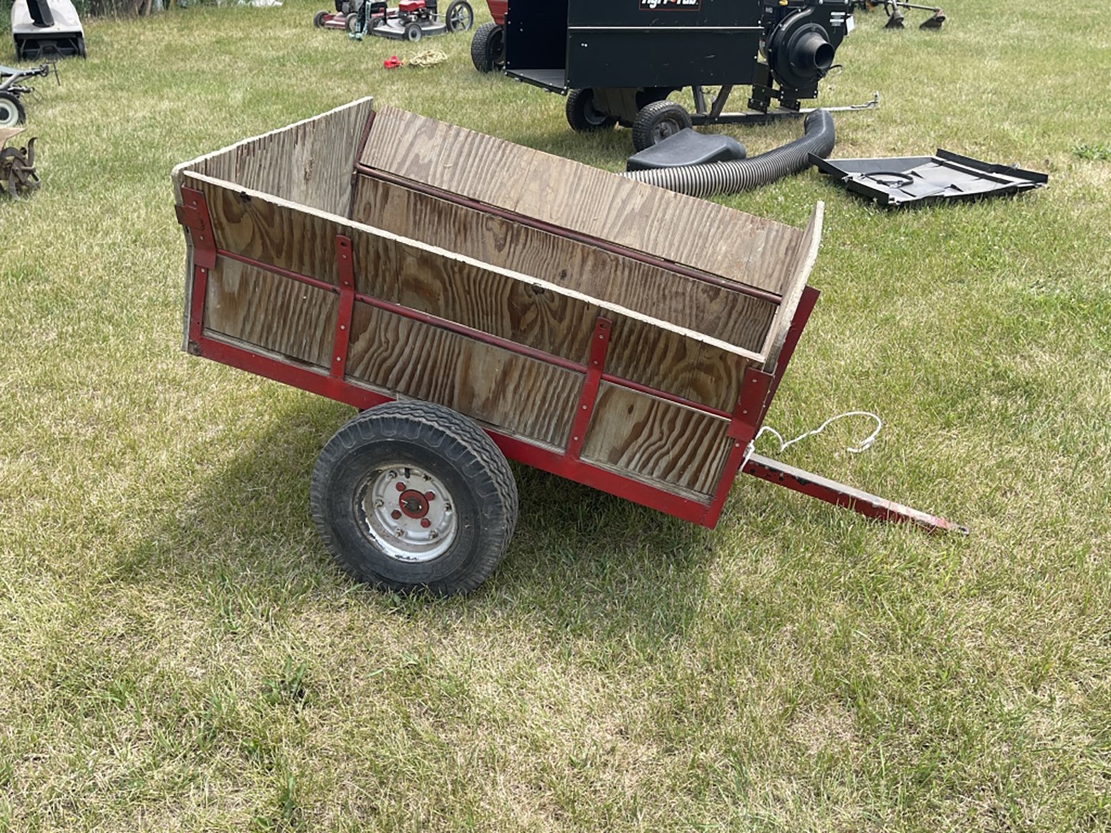 Property photo 102 - TIMED ONLINE ONLY PERSONAL PROPERTY AUCTION IN HILLSDALE COUNTY, MICHIGAN
