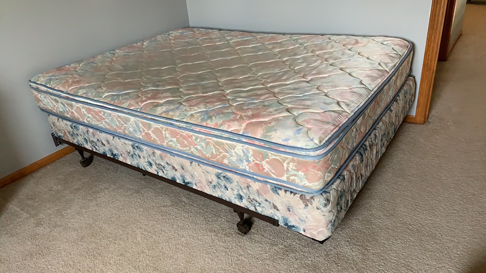 Property photo 14 - ONLINE ONLY MOVING AUCTION IN ALLEN COUNTY, INDIANA