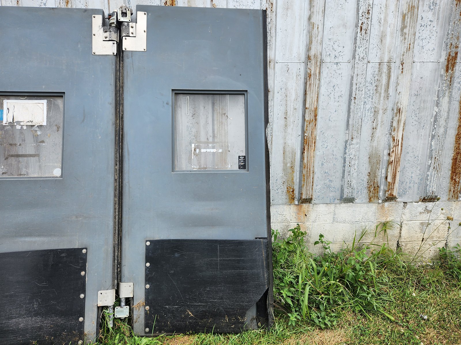 Property photo 1 - TIMED ONLINE OCTOBER CONSIGNMENT FARM EQUIPMENT AUCTION