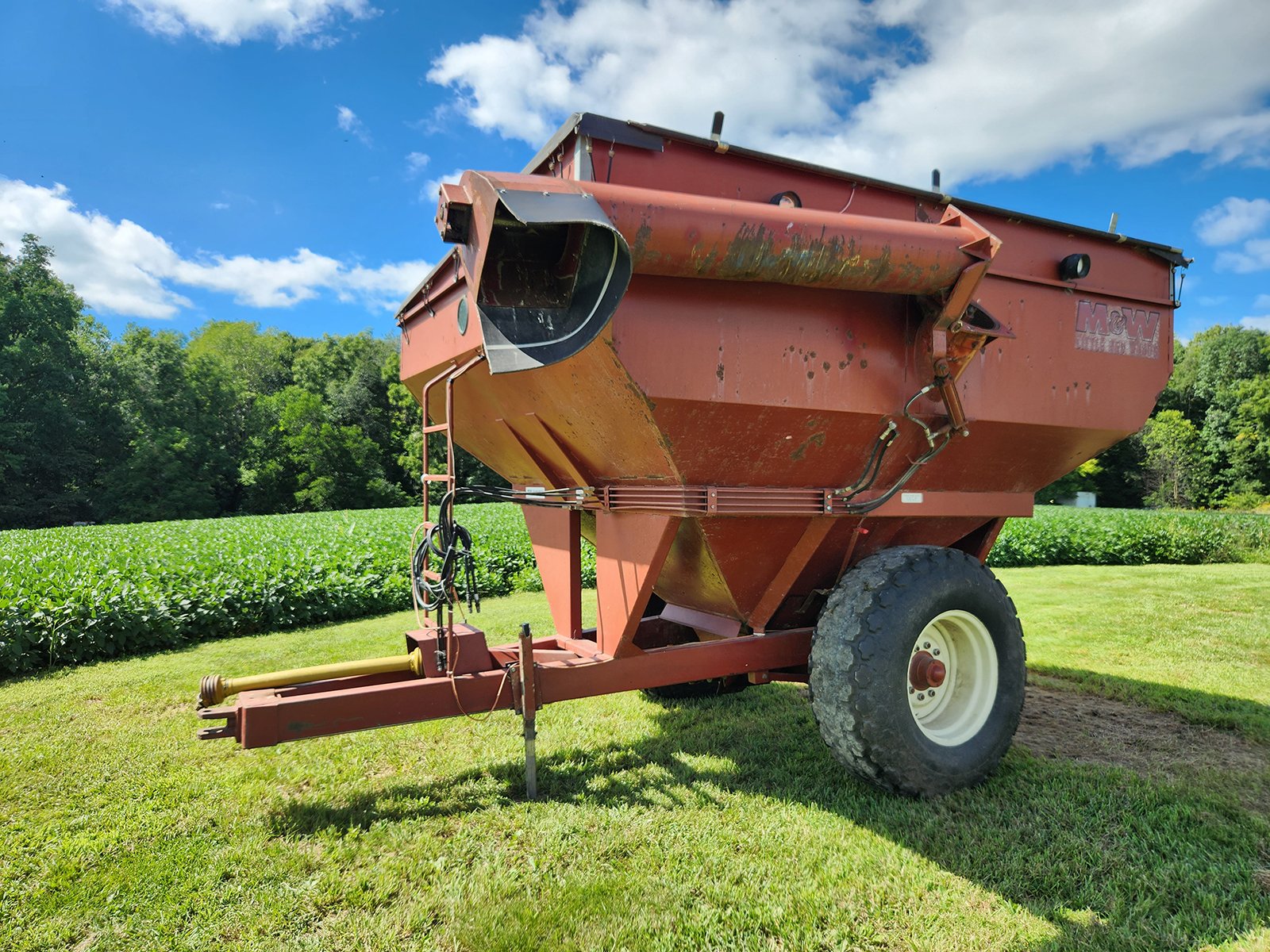Property photo 1 - VIRTUAL OCTOBER CONSIGNMENT FARM EQUIPMENT AUCTION
