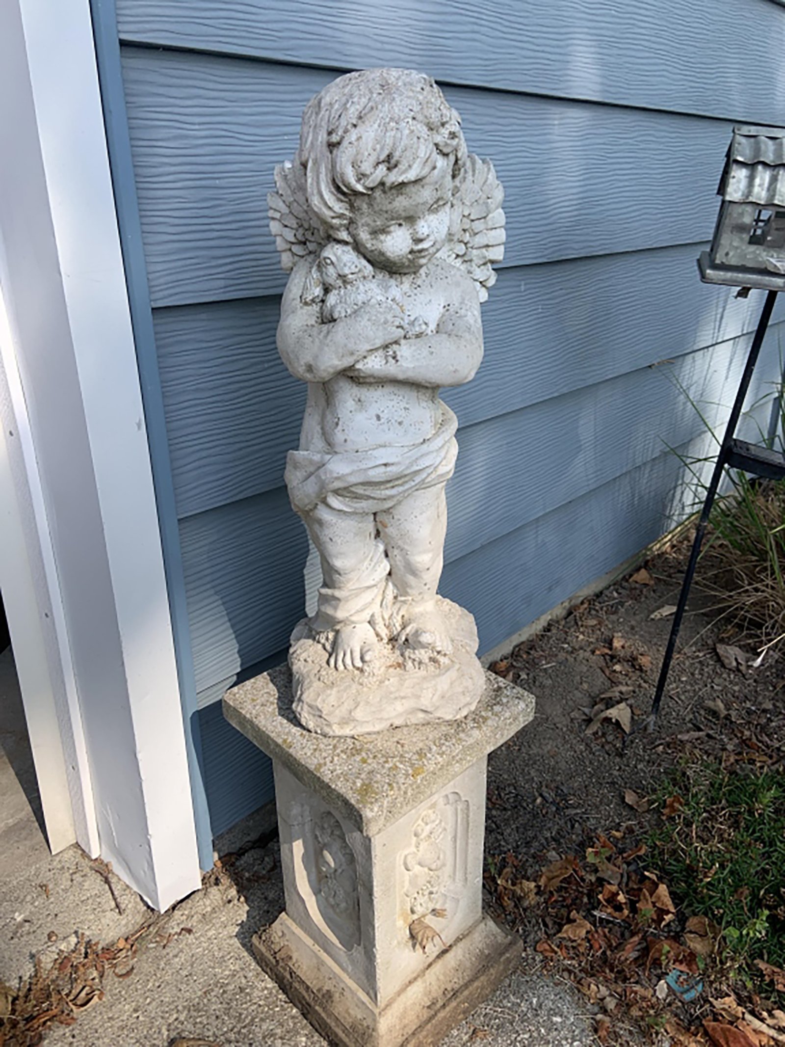 Property photo 1 - TIMED ONLINE ONLY PERSONAL PROPERTY AUCTION IN ALLEN COUNTY, INDIANA