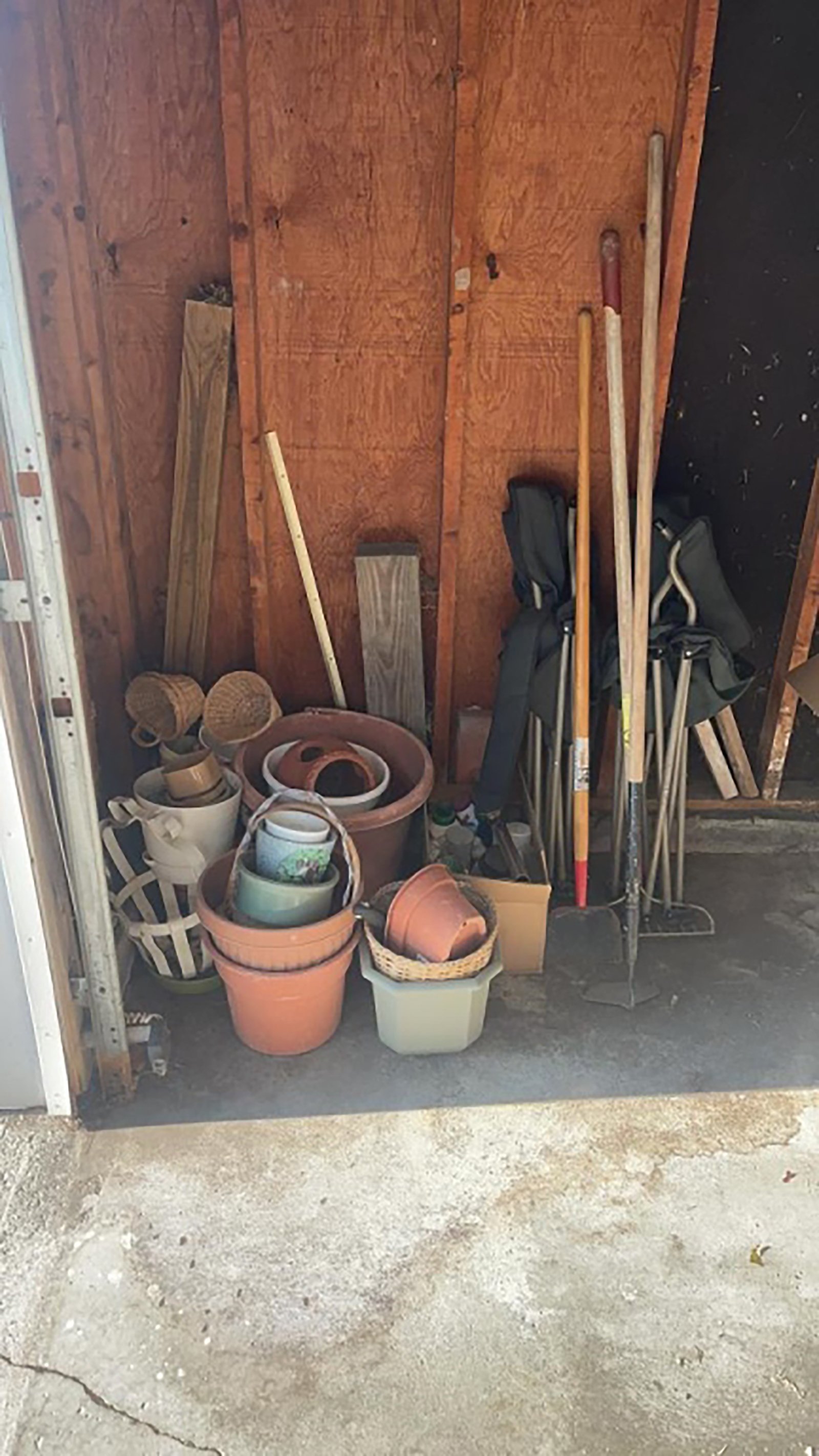 Property photo 91 - TIMED ONLINE ONLY PERSONAL PROPERTY AUCTION IN ALLEN COUNTY, INDIANA