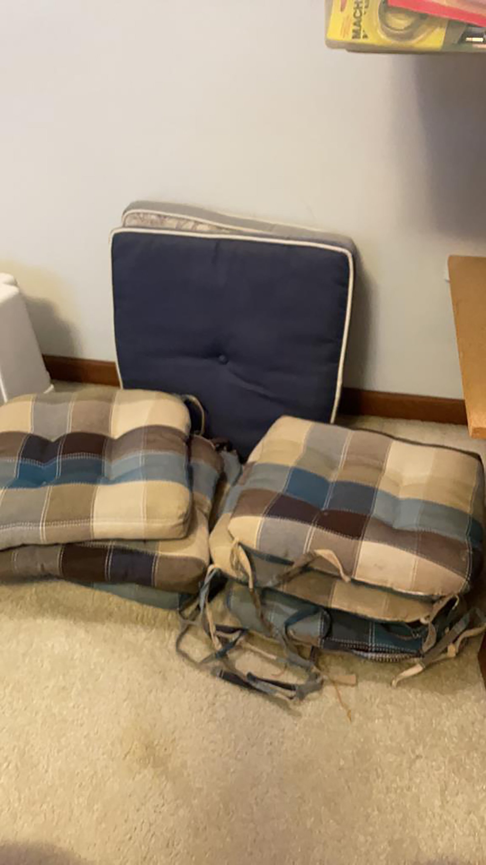 Property photo 29 - TIMED ONLINE ONLY PERSONAL PROPERTY AUCTION IN ALLEN COUNTY, INDIANA