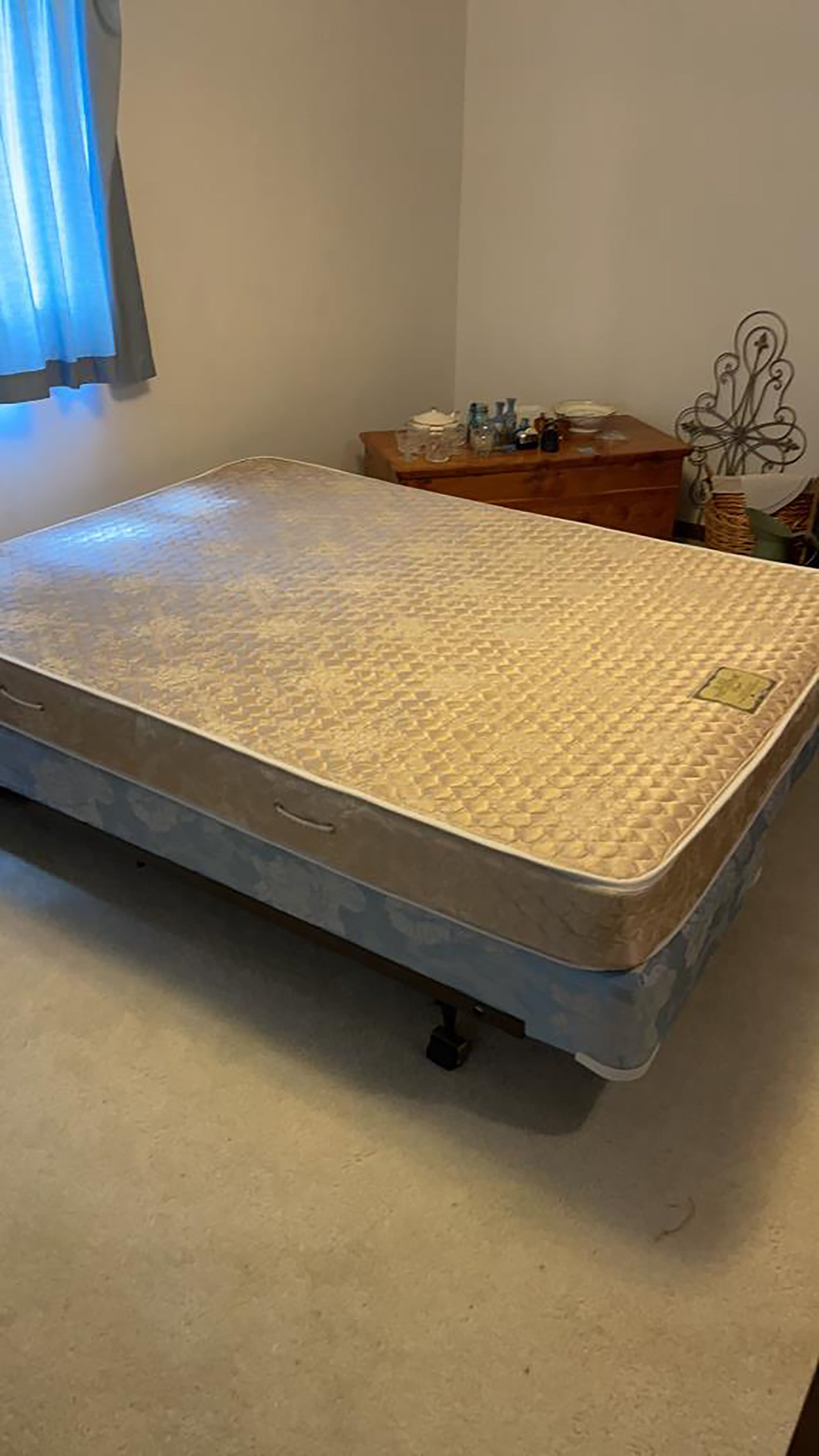 Property photo 44 - TIMED ONLINE ONLY PERSONAL PROPERTY AUCTION IN ALLEN COUNTY, INDIANA