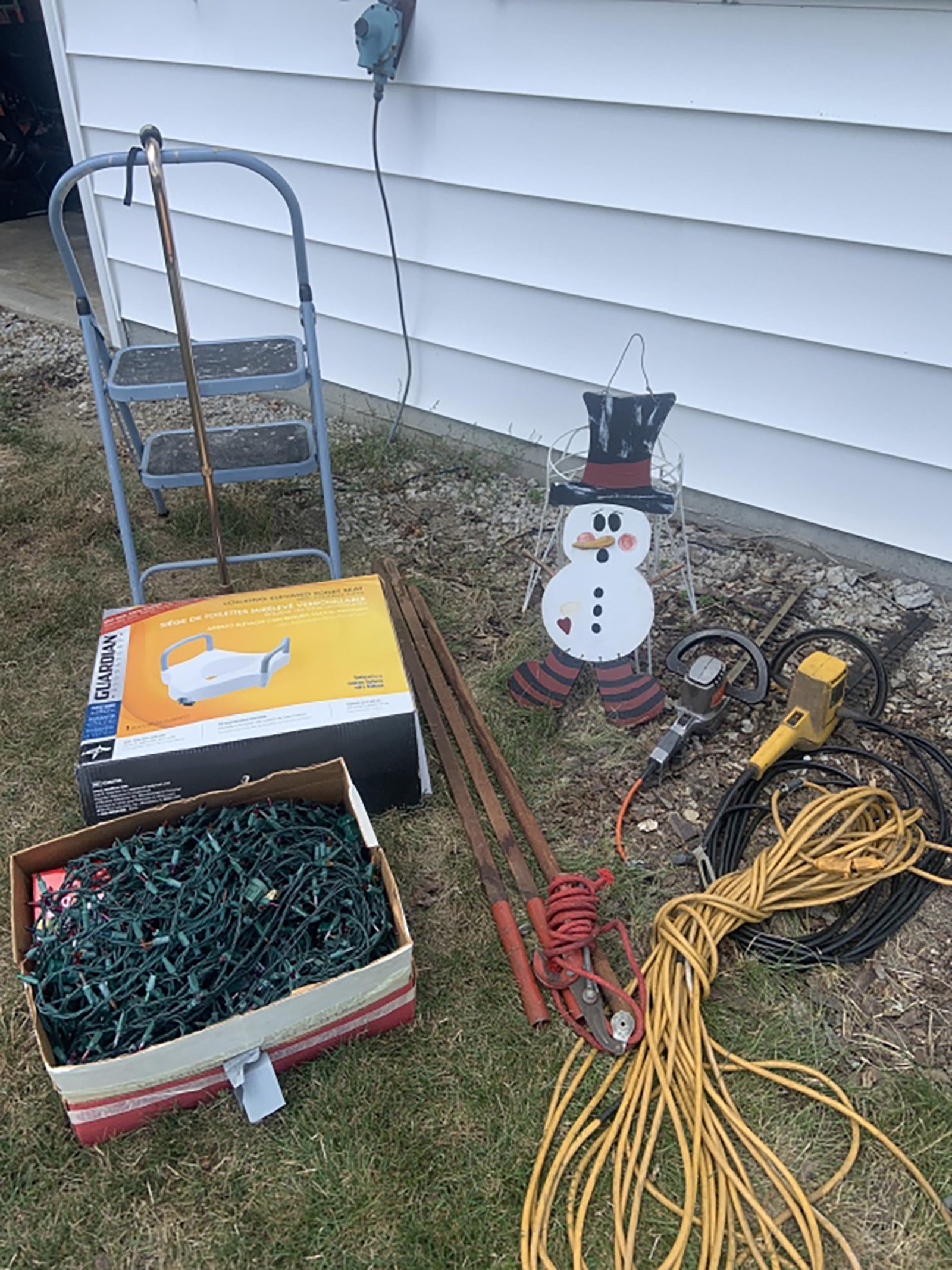 Property photo 131 - TIMED ONLINE ONLY PERSONAL PROPERTY AUCTION IN ALLEN COUNTY, INDIANA