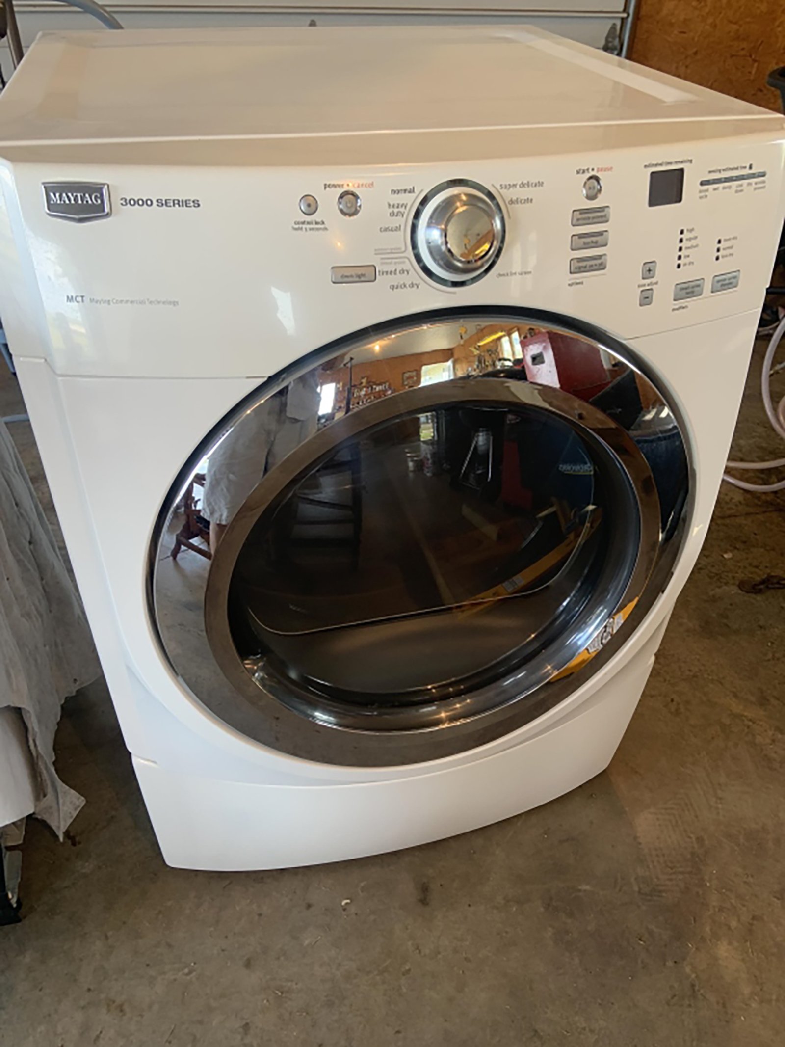 Property photo 195 - TIMED ONLINE ONLY PERSONAL PROPERTY AUCTION IN ALLEN COUNTY, INDIANA