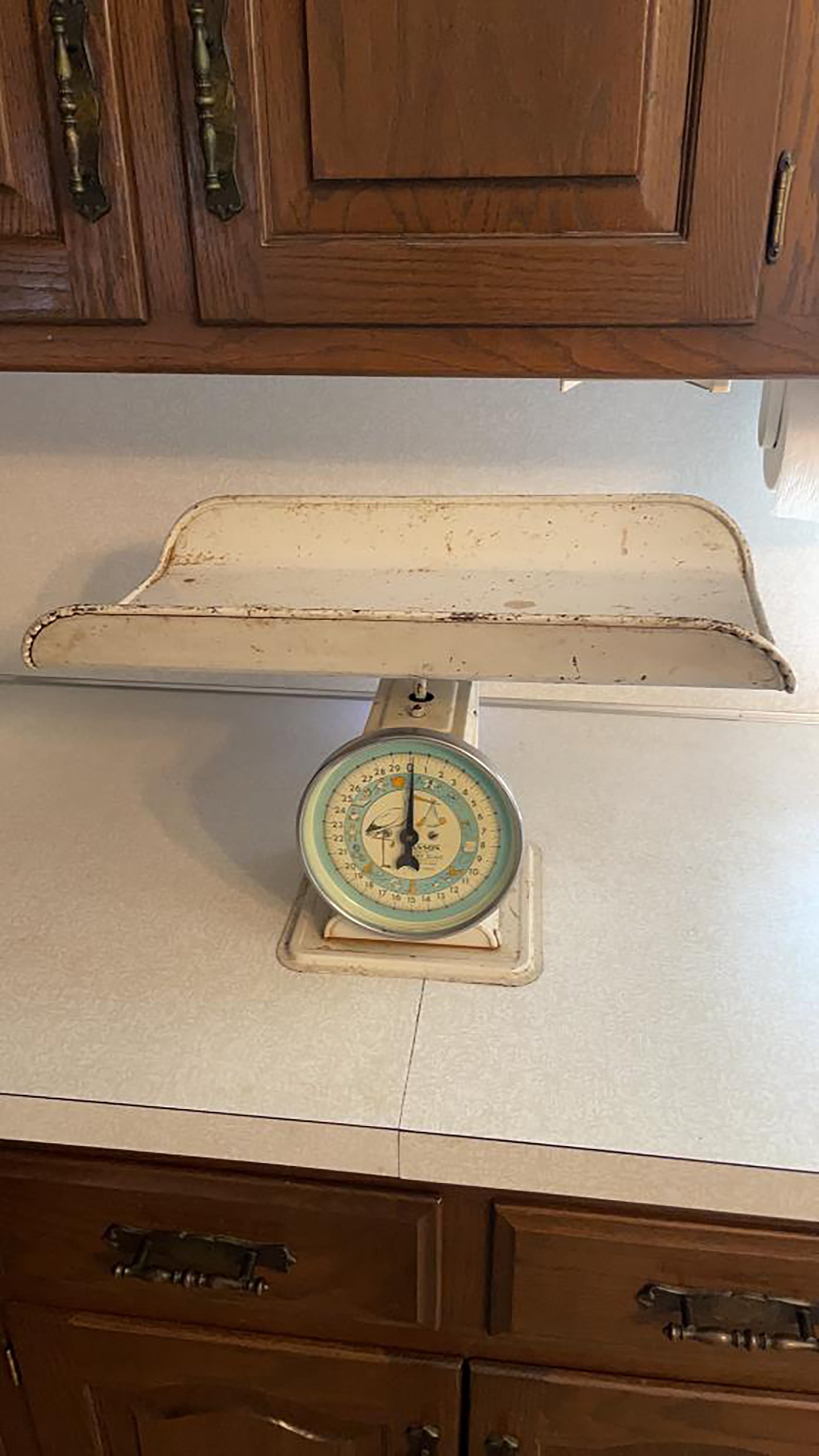 Property photo 215 - TIMED ONLINE ONLY PERSONAL PROPERTY AUCTION IN ALLEN COUNTY, INDIANA