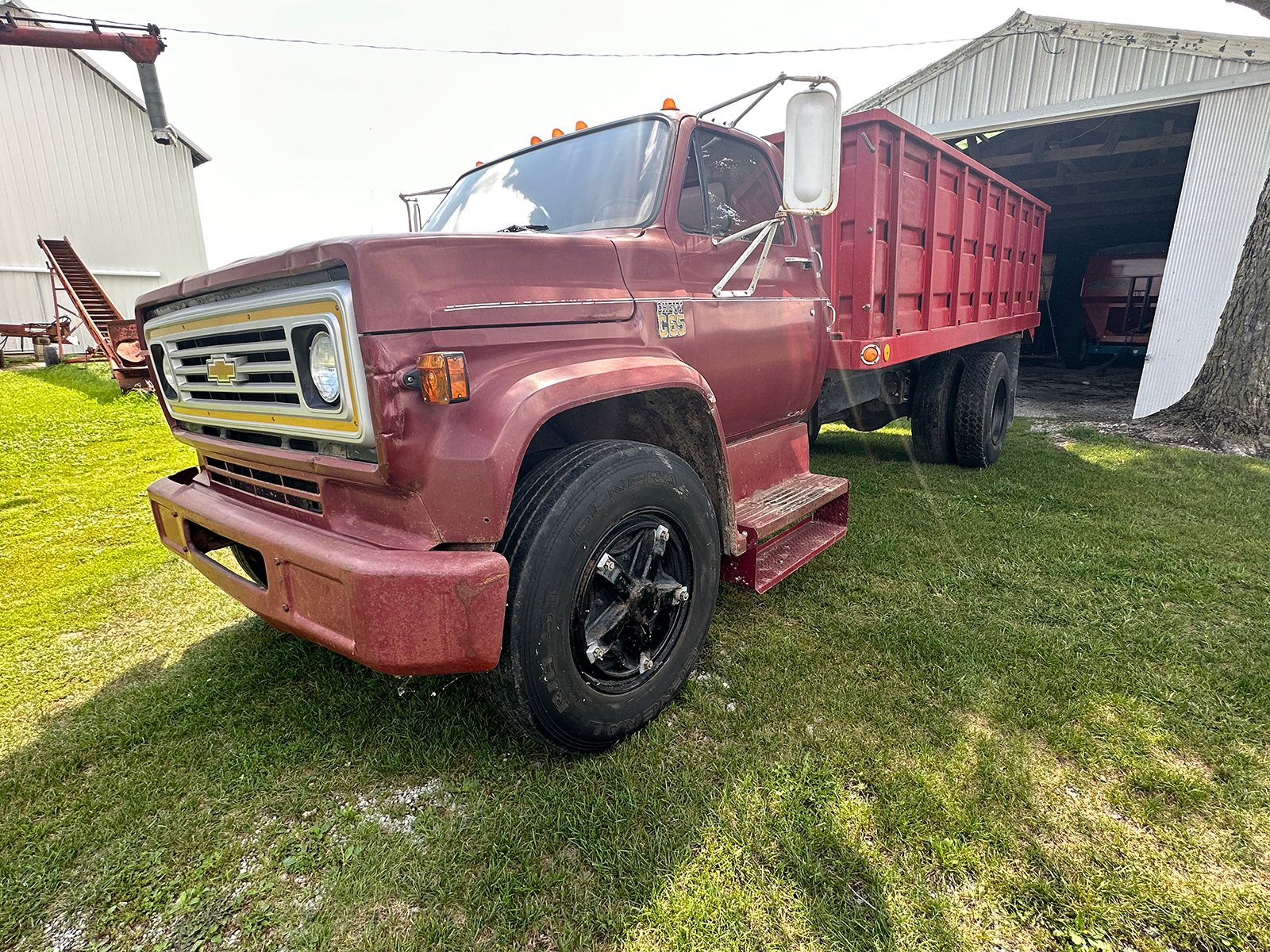 Property photo 19 - FARM EQUIPMENT AUCTION IN ALLEN COUNTY, INDIANA