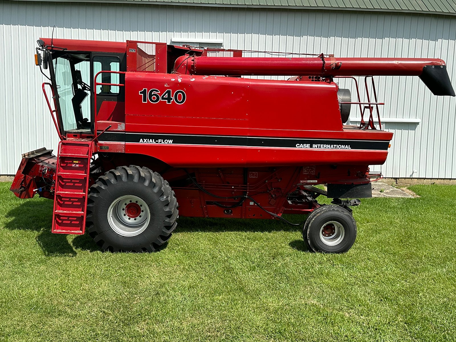 Property photo 1 - FARM EQUIPMENT AUCTION IN ALLEN COUNTY, INDIANA