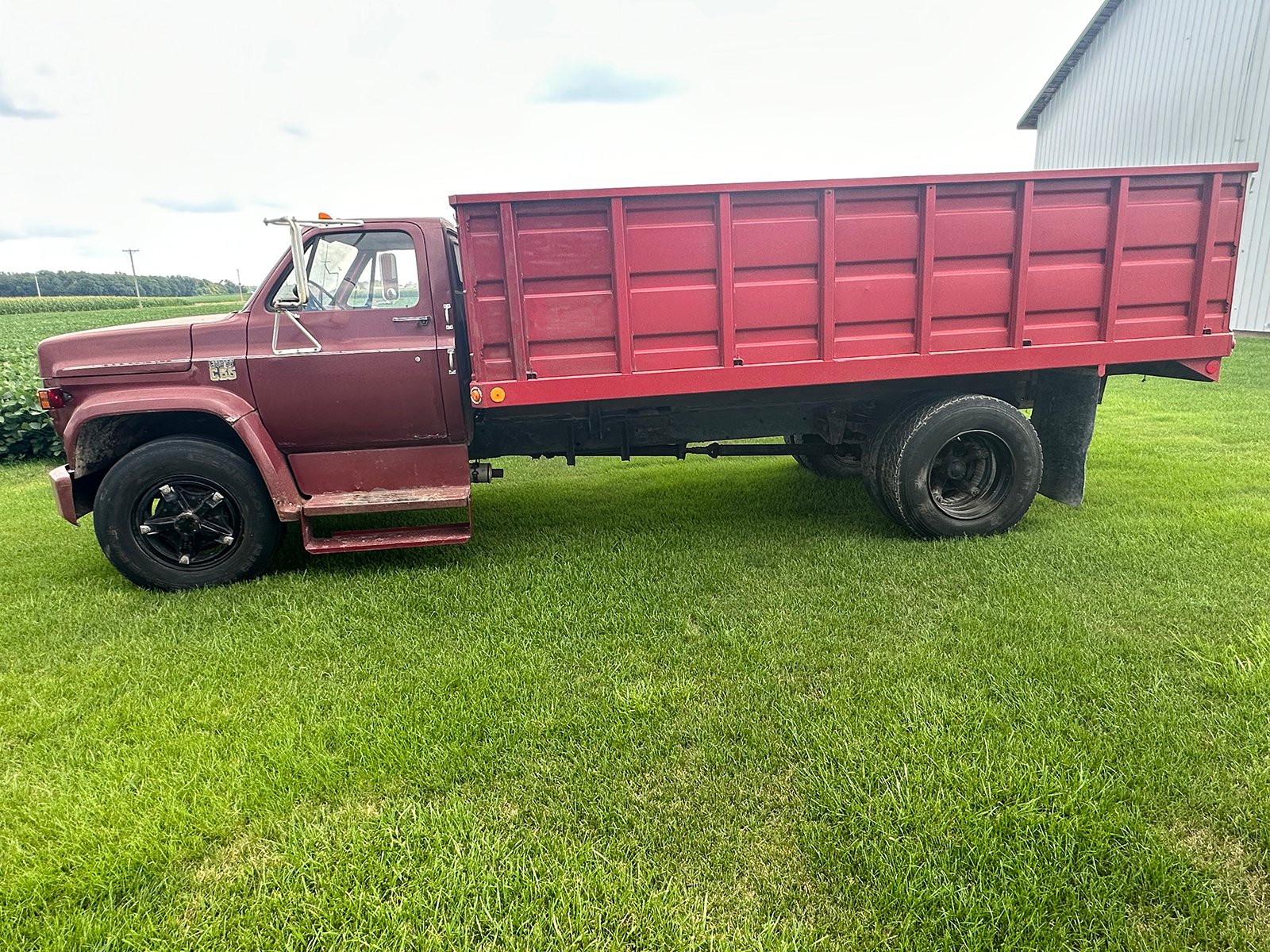 Property photo 21 - FARM EQUIPMENT AUCTION IN ALLEN COUNTY, INDIANA