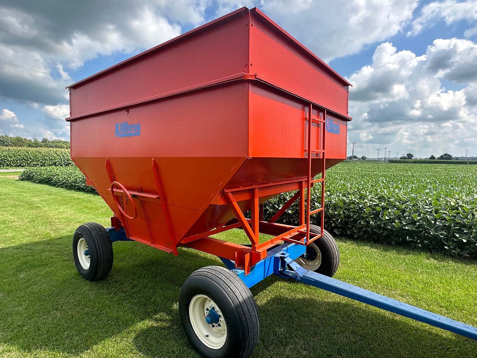 Property photo 44 - FARM EQUIPMENT AUCTION IN ALLEN COUNTY, INDIANA