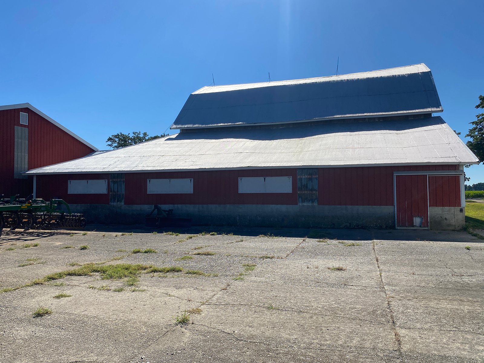 Property photo 13 - TIMED ONLINE ONLY PERSONAL PROPERTY/FARM EQUIPMENT DEMOLITION & REMOVAL AUCTION IN ST. JOSEPH COUNTY, MI