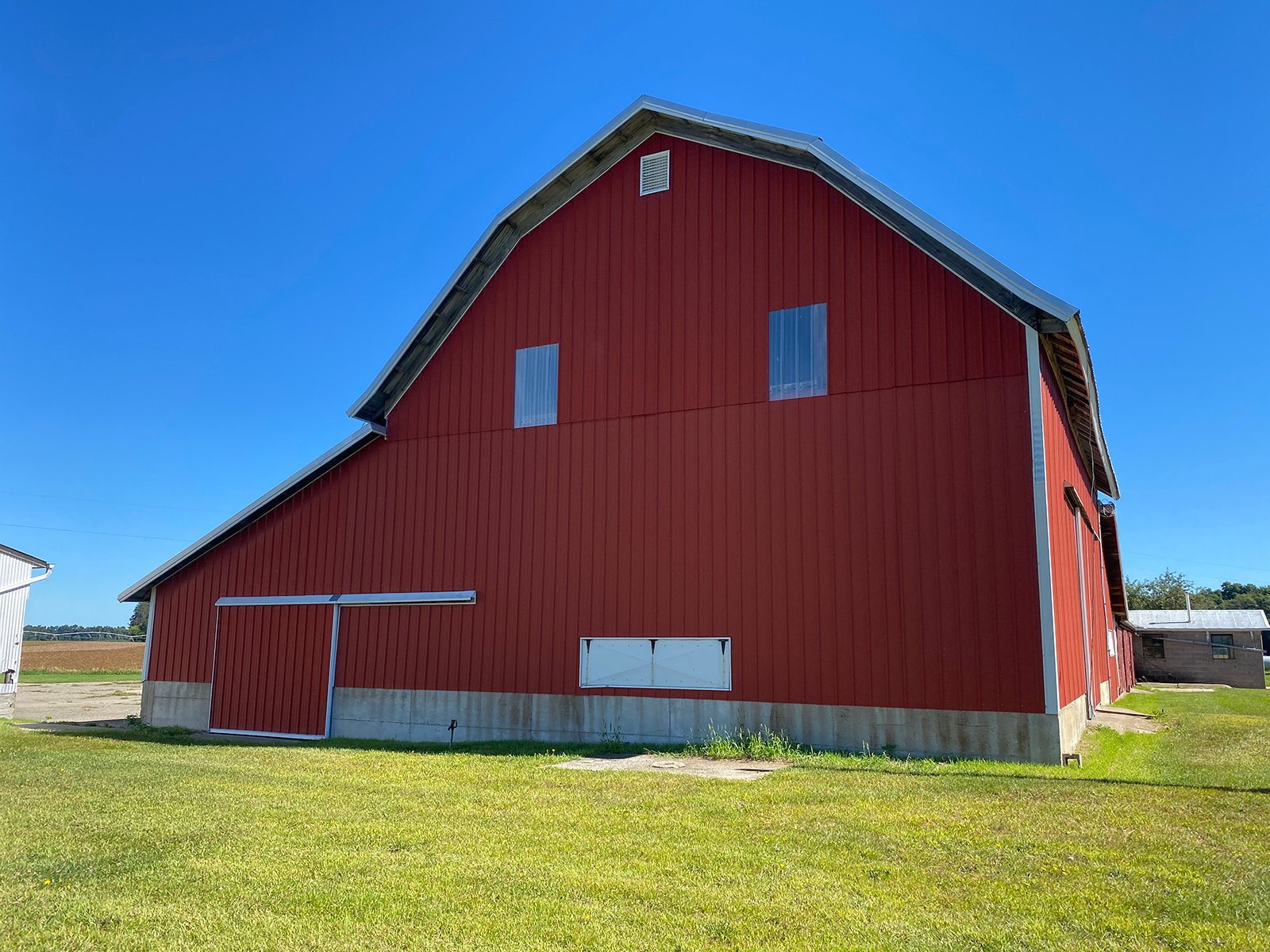 Property photo 1 - TIMED ONLINE ONLY PERSONAL PROPERTY/FARM EQUIPMENT DEMOLITION & REMOVAL AUCTION IN ST. JOSEPH COUNTY, MI