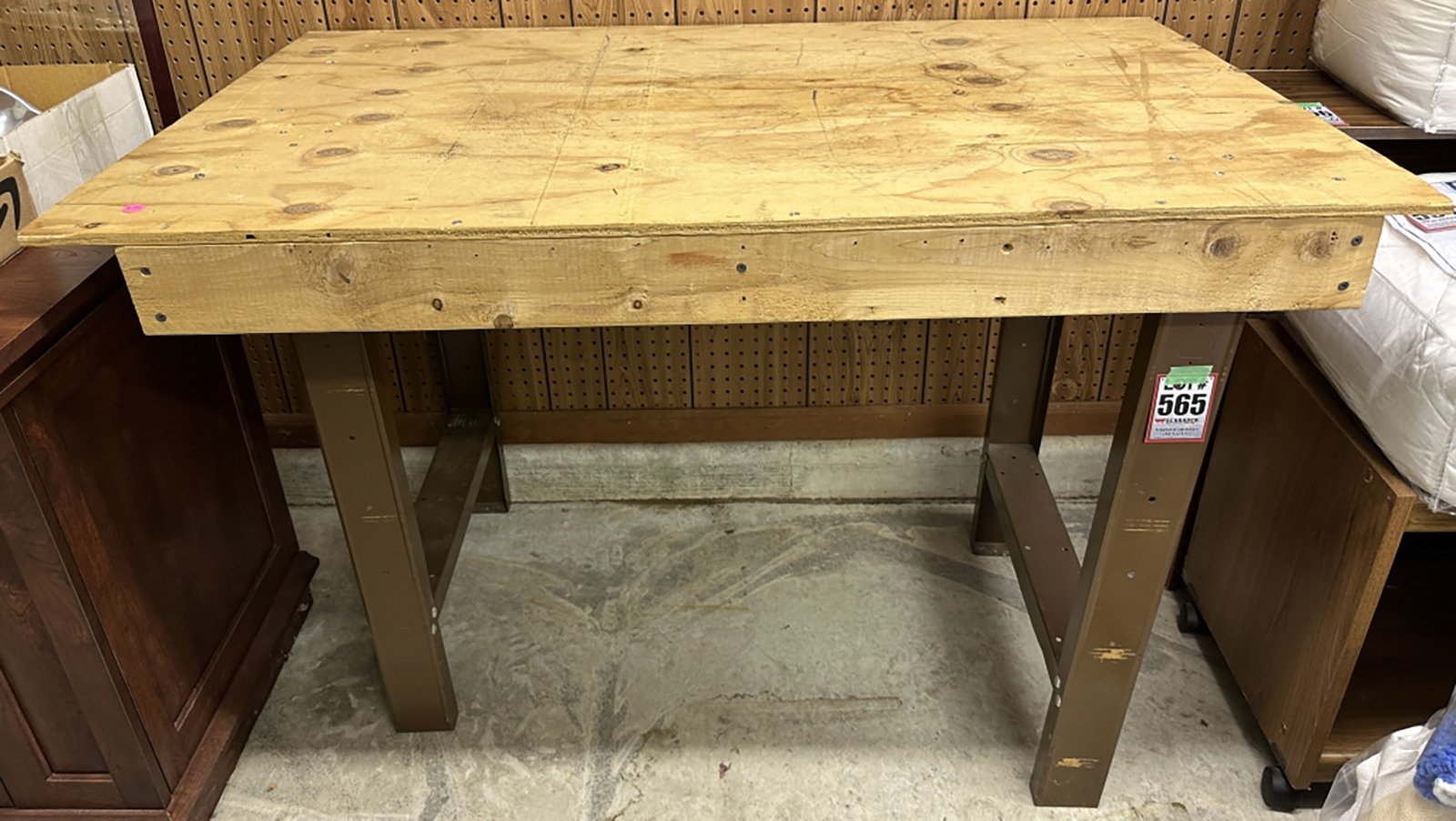 Property photo 39 - TIMED ONLINE ONLY PERSONAL PROPERTY AUCTION IN ALLEN COUNTY, INDIANA