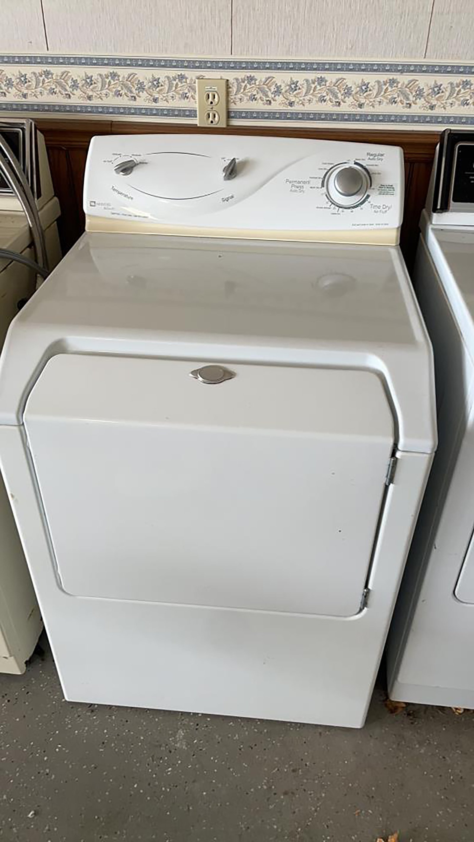 Property photo 154 - TIMED ONLINE ONLY PERSONAL PROPERTY AUCTION IN ALLEN COUNTY, INDIANA