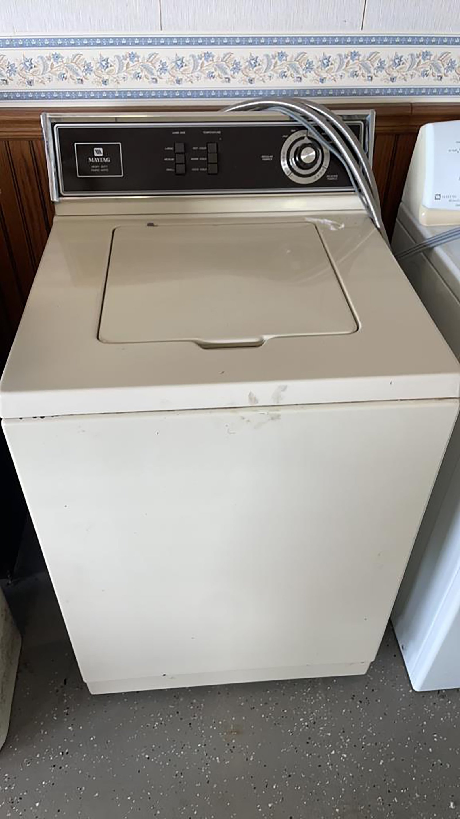 Property photo 157 - TIMED ONLINE ONLY PERSONAL PROPERTY AUCTION IN ALLEN COUNTY, INDIANA