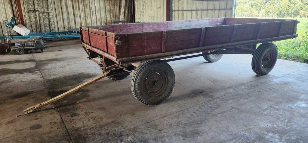 Property photo 5 - TIMED ONLINE ONLY PERSONAL PROPERTY AUCTION IN WHITLEY COUNTY, INDIANA