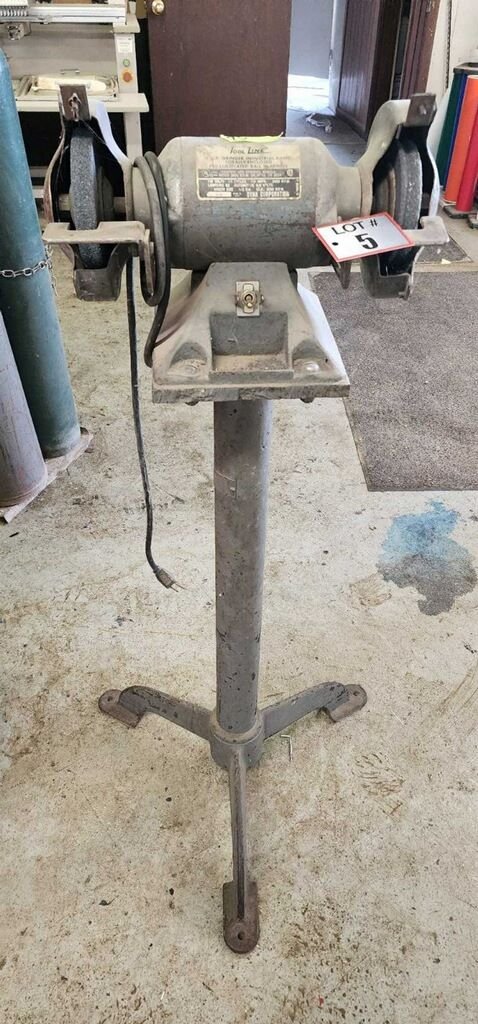 Property photo 13 - TIMED ONLINE ONLY PERSONAL PROPERTY AUCTION IN WHITLEY COUNTY, INDIANA