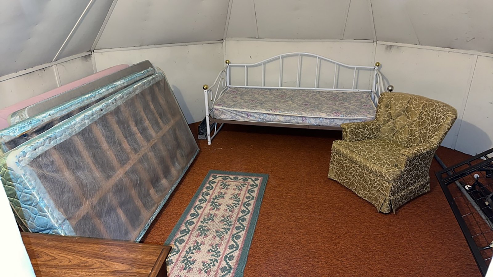 Property photo 128 - TIMED ONLINE ONLY PERSONAL PROPERTY AUCTION IN MIAMI COUNTY, INDIANA
