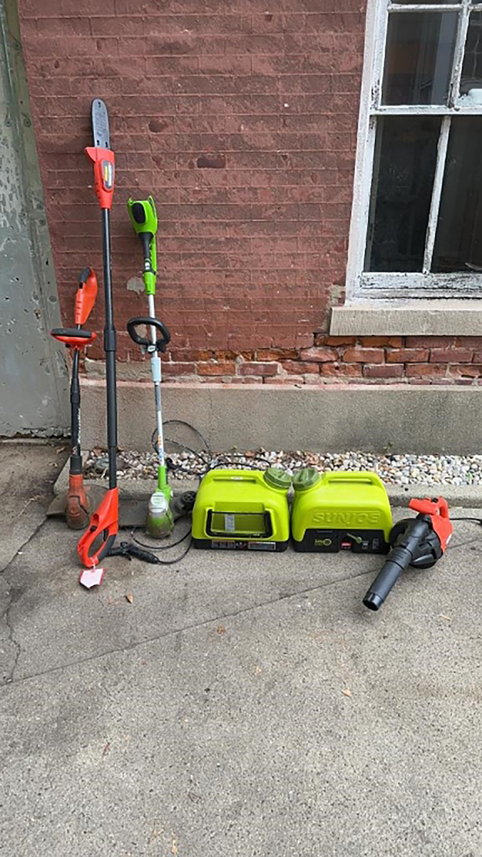 Property photo 61 - TIMED ONLINE ONLY PERSONAL PROPERTY AUCTION IN MIAMI COUNTY, INDIANA