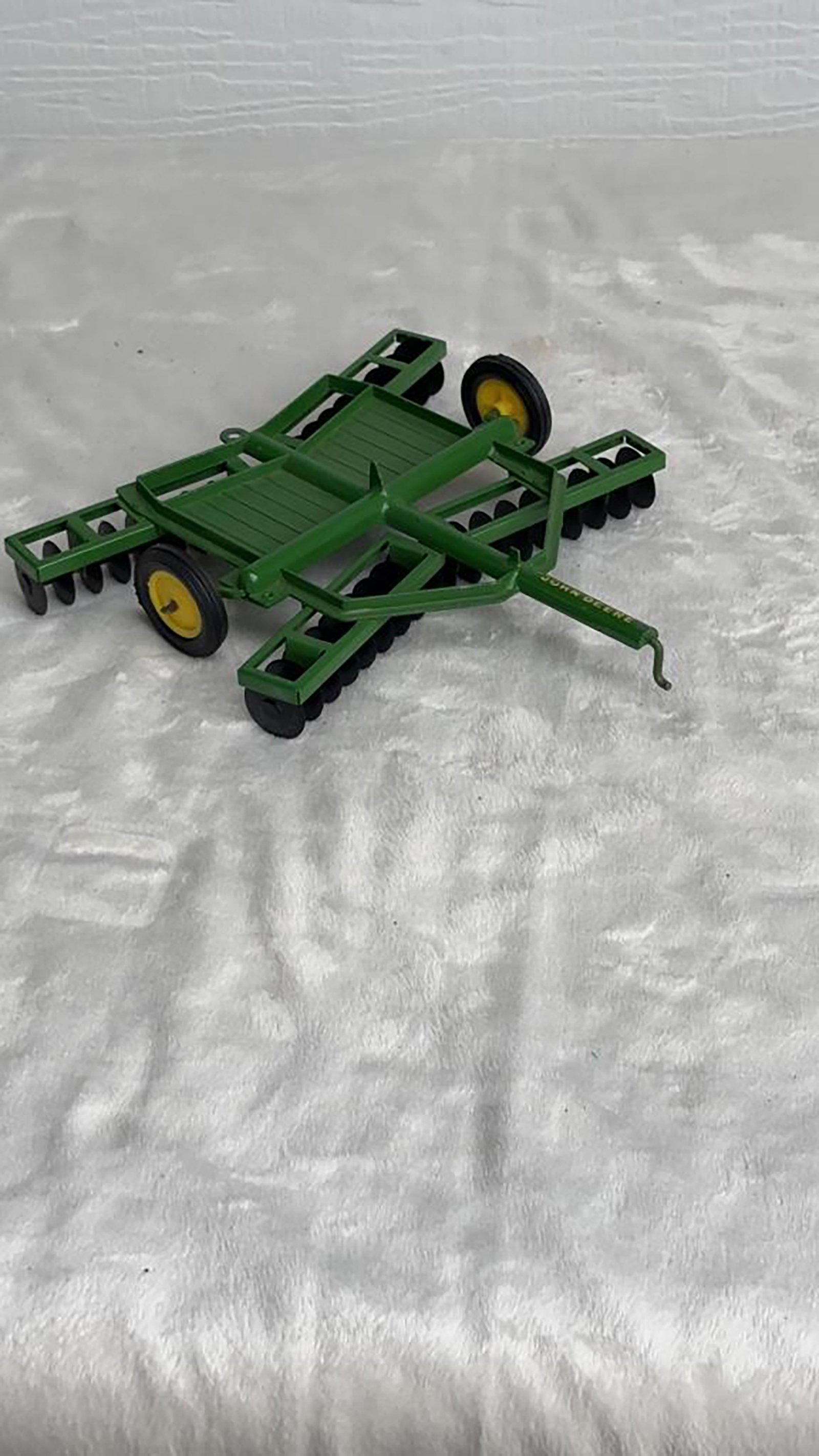 Property photo 393 - TIMED ONLINE ONLY PERSONAL PROPERTY AUCTION IN NOBLE COUNTY, INDIANA