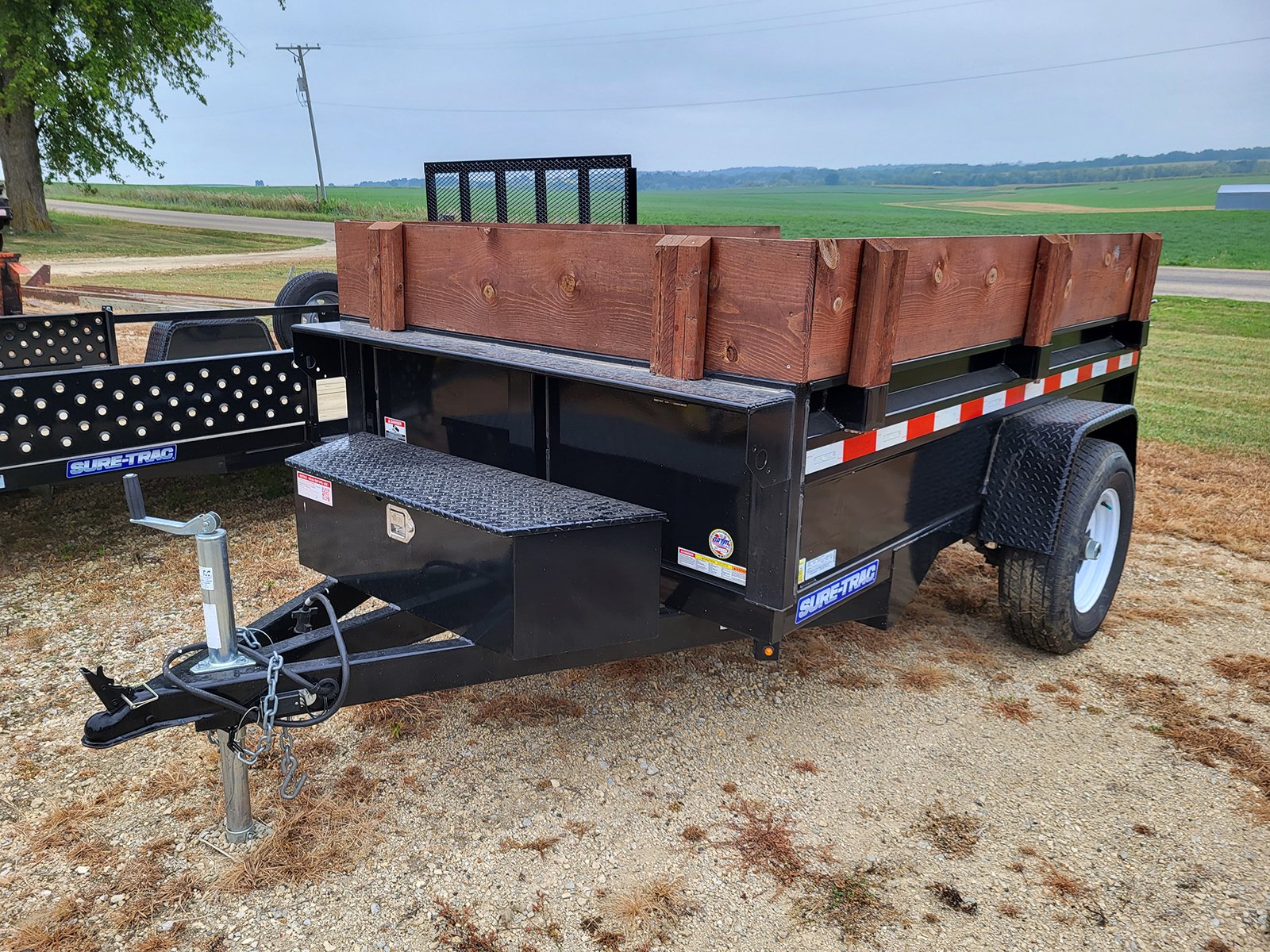 Property photo 25 - TIMED ONLINE ONLY PERSONAL PROPERTY AUCTION IN STEPHENSON COUNTY, ILLINOIS
