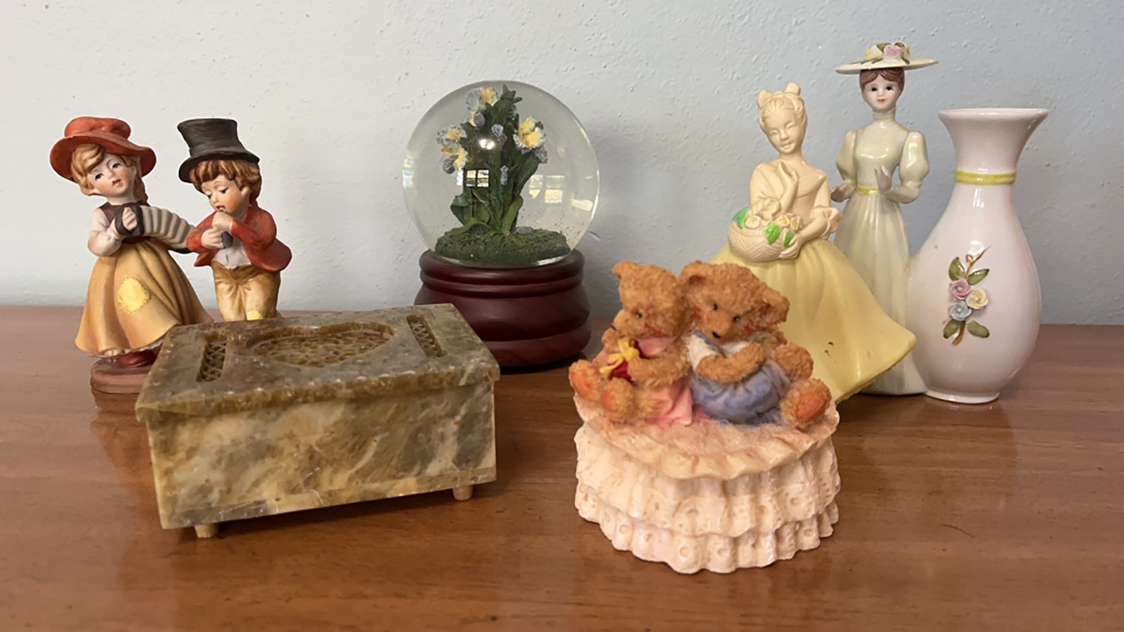 Property photo 212 - TIMED ONLINE ONLY PERSONAL PROPERTY AUCTION IN ALLEN COUNTY, INDIANA
