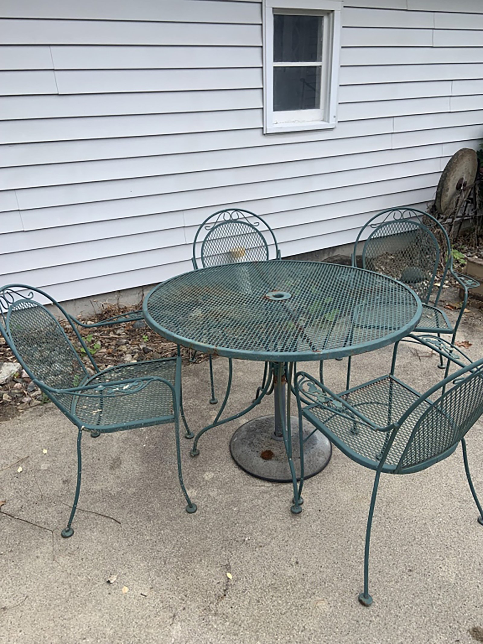 Property photo 344 - TIMED ONLINE ONLY PERSONAL PROPERTY AUCTION IN ALLEN COUNTY, INDIANA