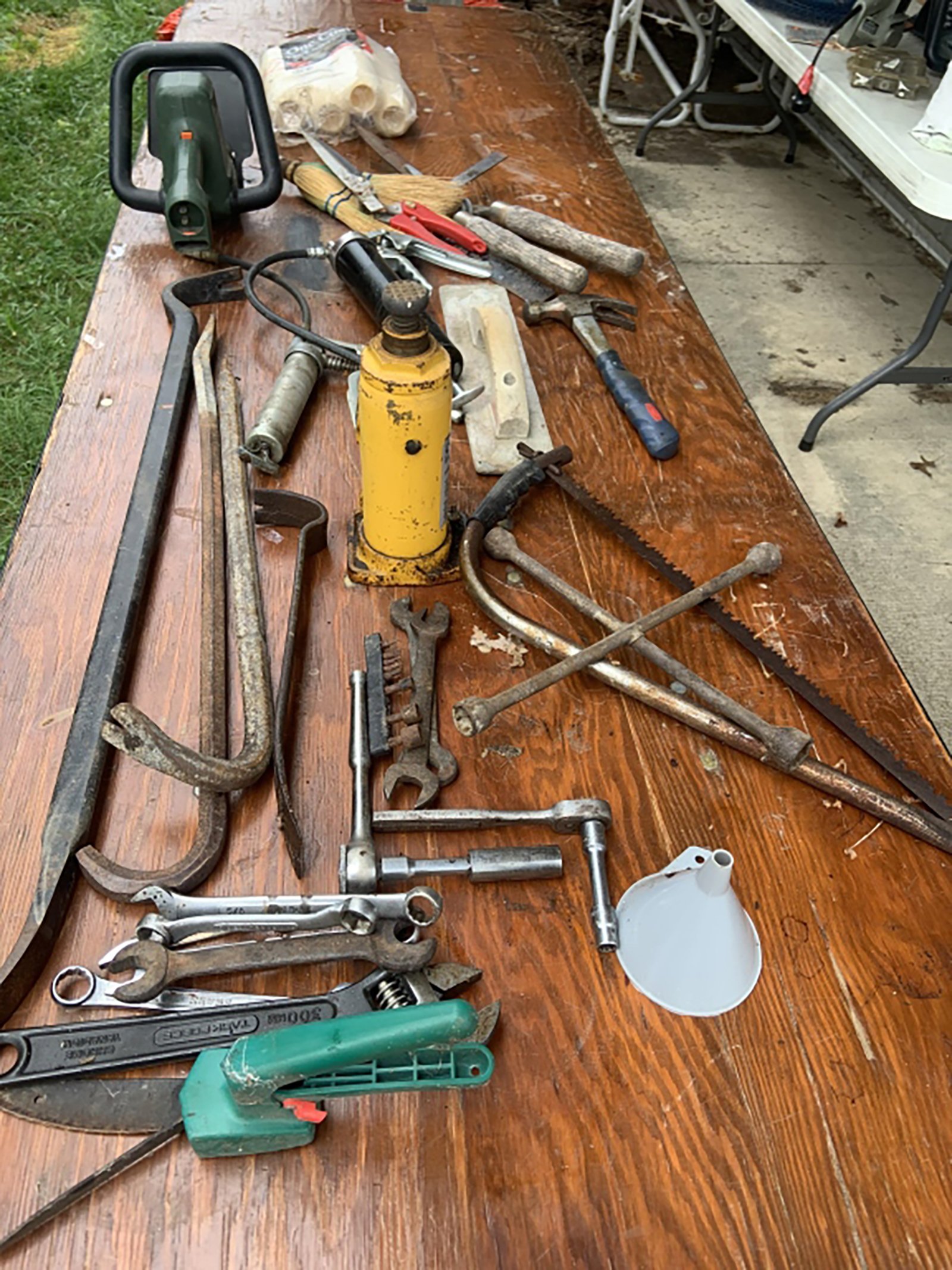 Property photo 376 - TIMED ONLINE ONLY PERSONAL PROPERTY AUCTION IN ALLEN COUNTY, INDIANA