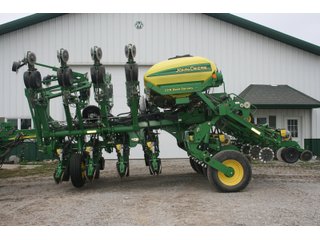 Property photo 14 - FARM EQUIPMENT AUCTION IN WHITLEY COUNTY, INDIANA