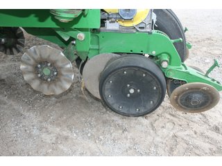 Property photo 16 - FARM EQUIPMENT AUCTION IN WHITLEY COUNTY, INDIANA