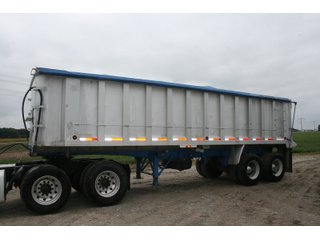 Property photo 33 - FARM EQUIPMENT AUCTION IN WHITLEY COUNTY, INDIANA