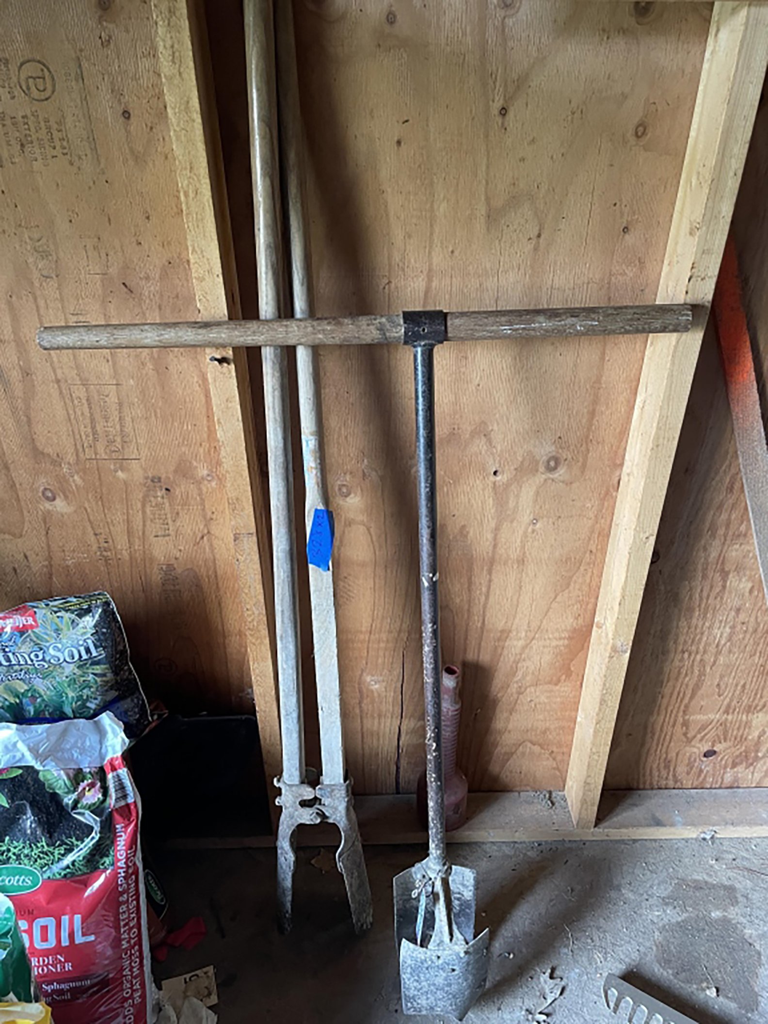 Property photo 230 - TIMED ONLINE ONLY PERSONAL PROPERTY AUCTION IN ALLEN COUNTY, INDIANA