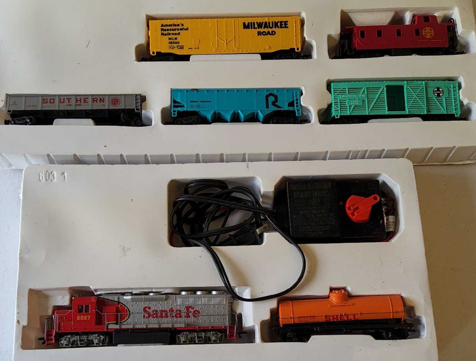 Property photo 28 - TIMED ONLINE ONLY PERSONAL PROPERTY AUCTION IN WHITLEY COUNTY, INDIANA